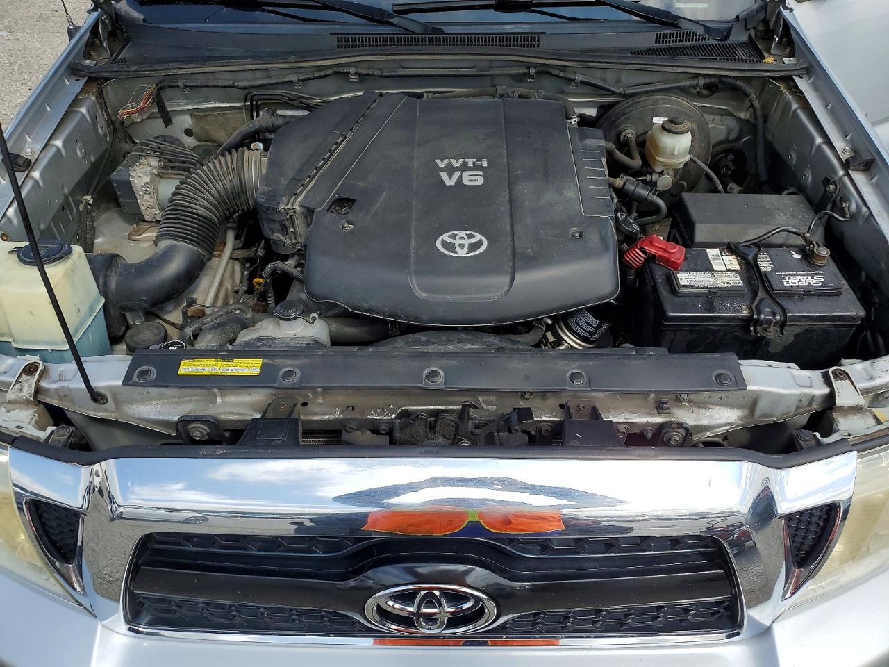 2011 Toyota Tacoma Double Cab Silver vin: 3TMLU4EN1BM061113