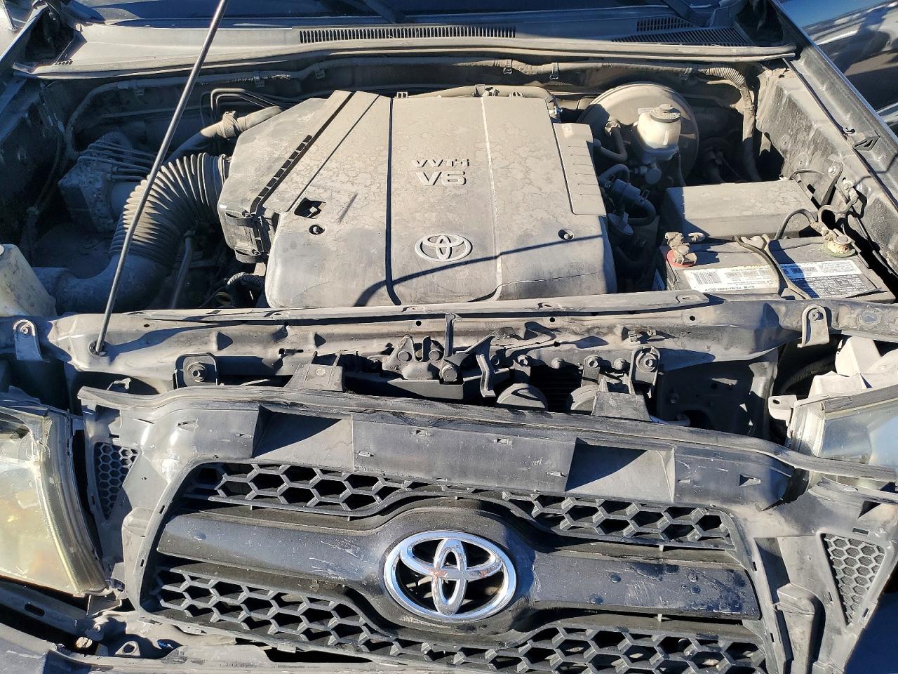 2011 Toyota Tacoma V6 Gray vin: 3TMLU4EN1BM061578