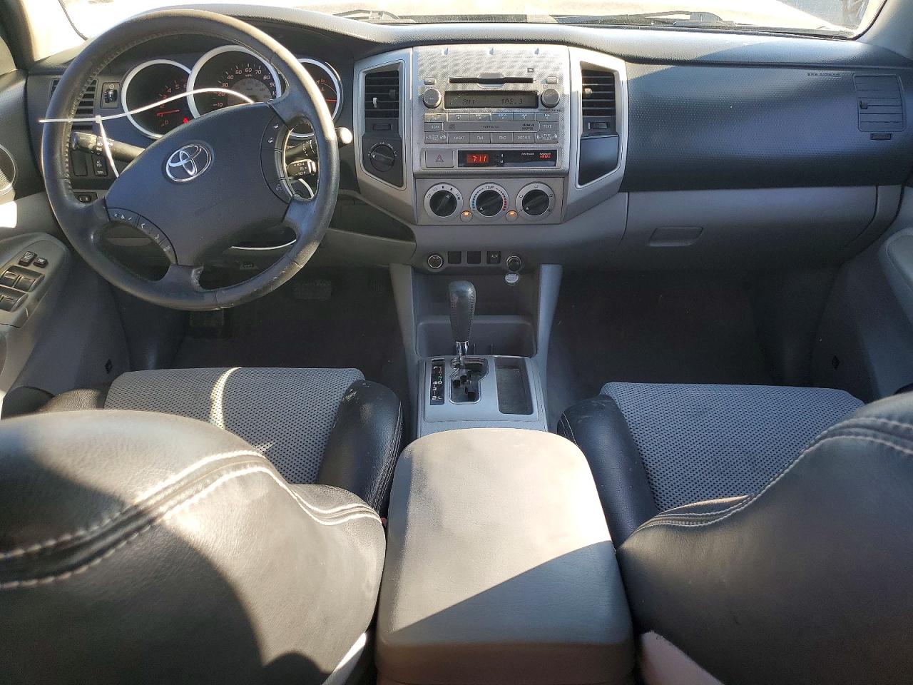 2011 Toyota Tacoma V6 Gray vin: 3TMLU4EN1BM061578