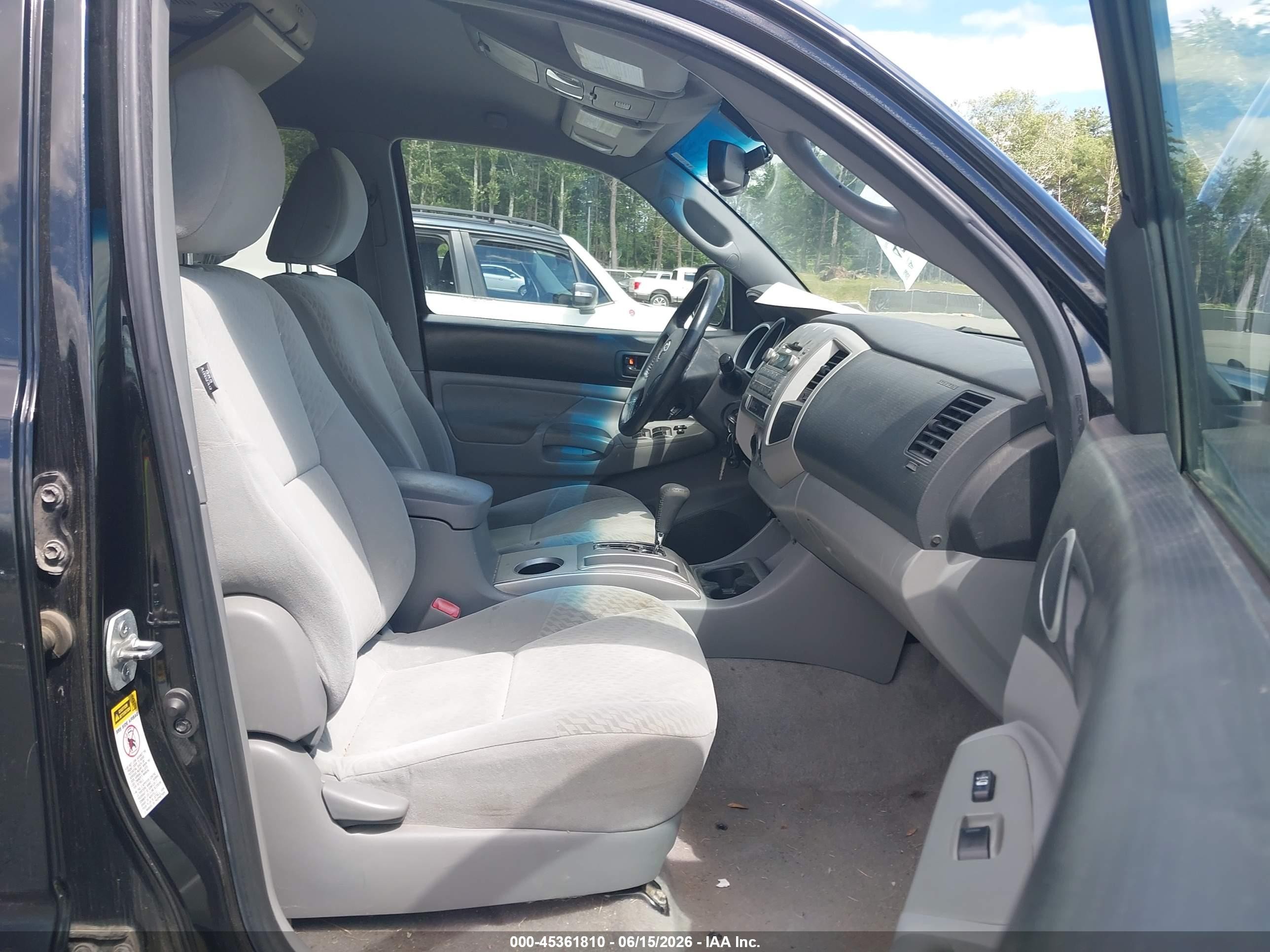 2011 Toyota Tacoma Base V6 Black vin: 3TMLU4EN1BM066232