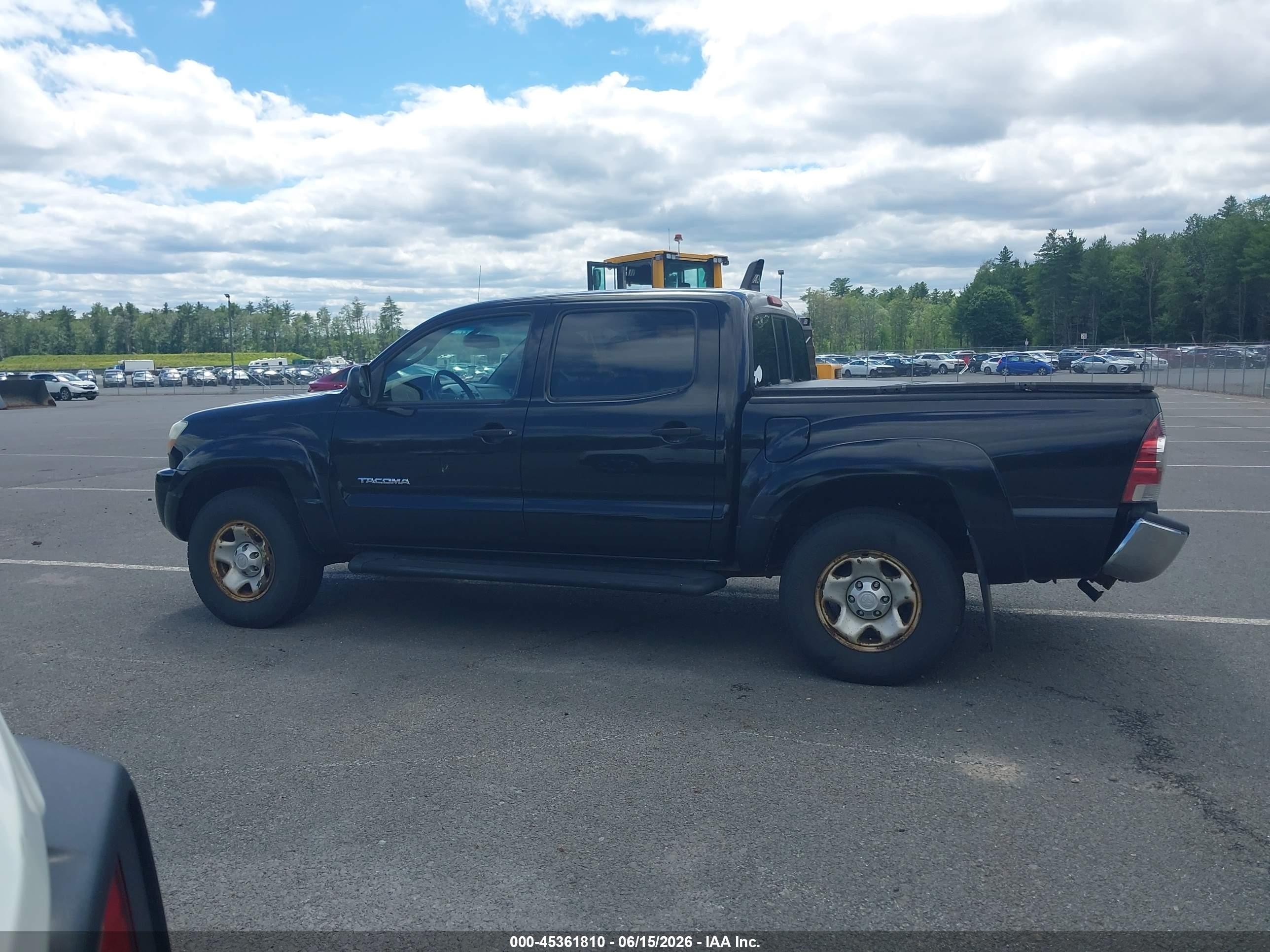 2011 Toyota Tacoma Base V6 Black vin: 3TMLU4EN1BM066232