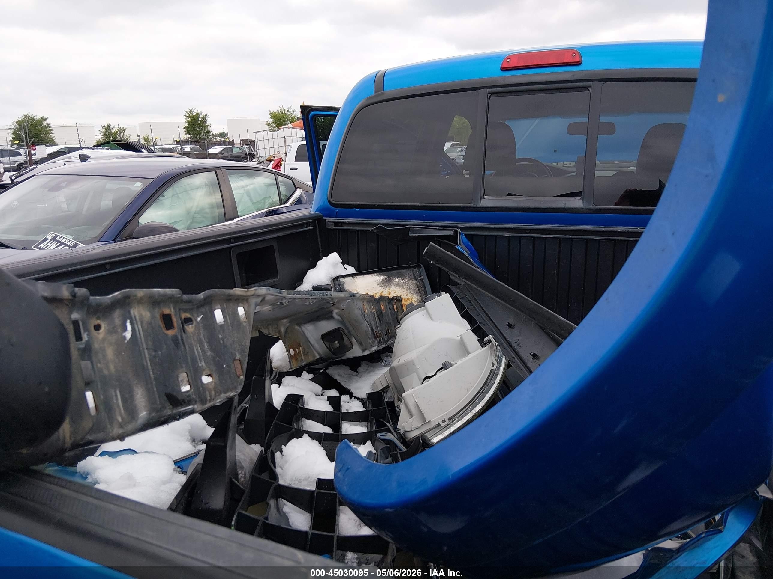 2011 Toyota Tacoma Base V6 Blue vin: 3TMLU4EN1BM066652