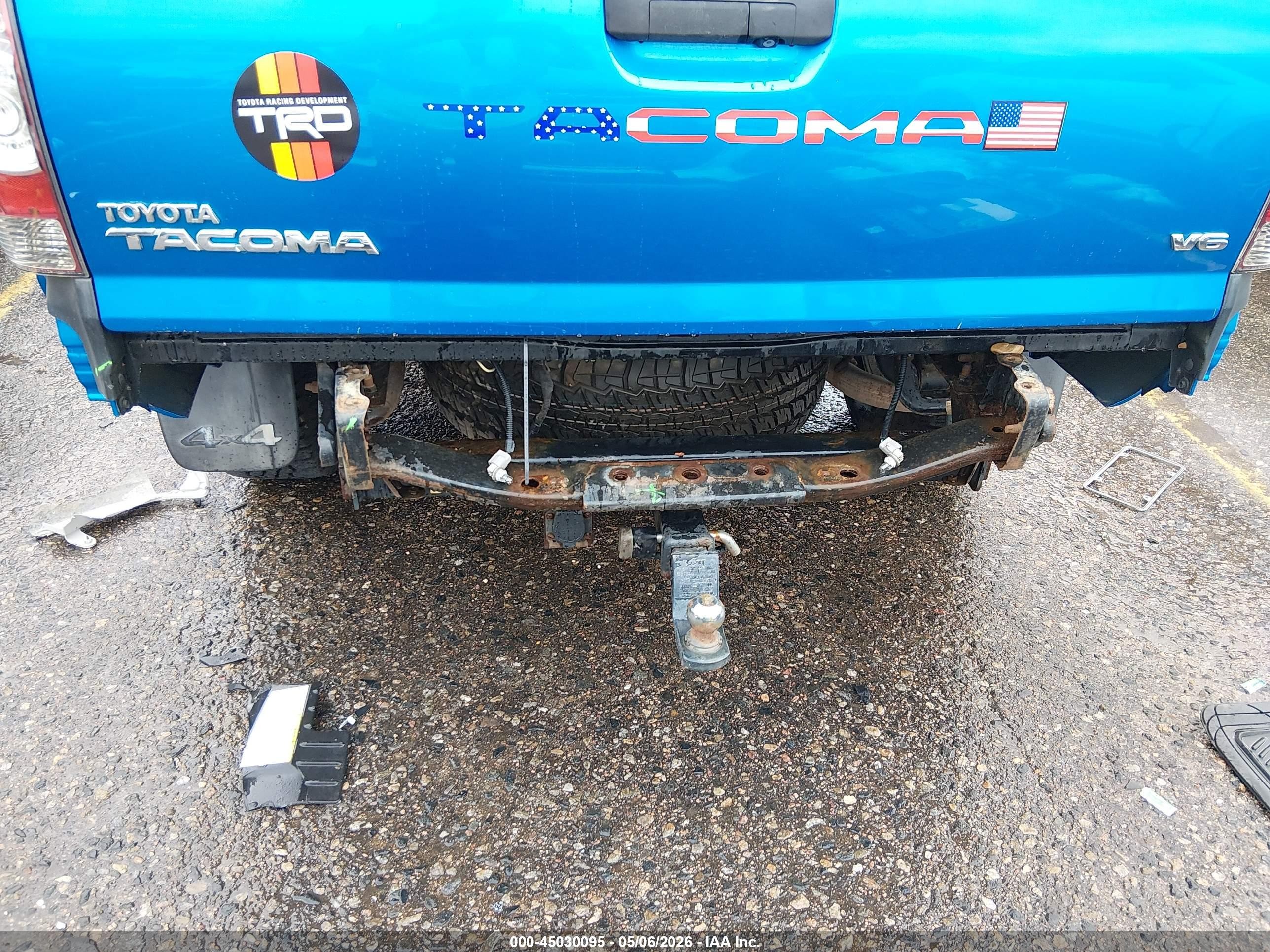 2011 Toyota Tacoma Base V6 Blue vin: 3TMLU4EN1BM066652