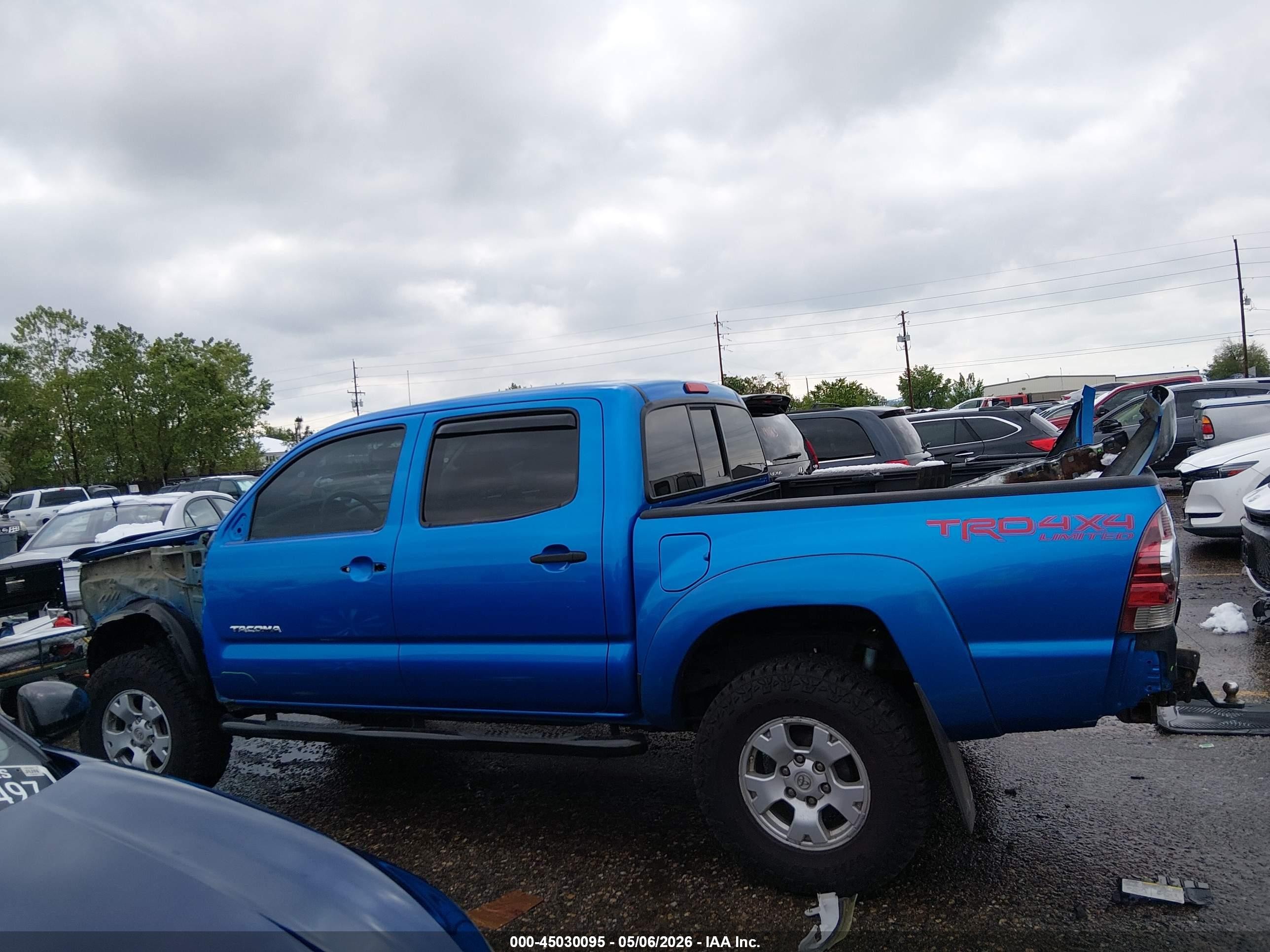 2011 Toyota Tacoma Base V6 Blue vin: 3TMLU4EN1BM066652