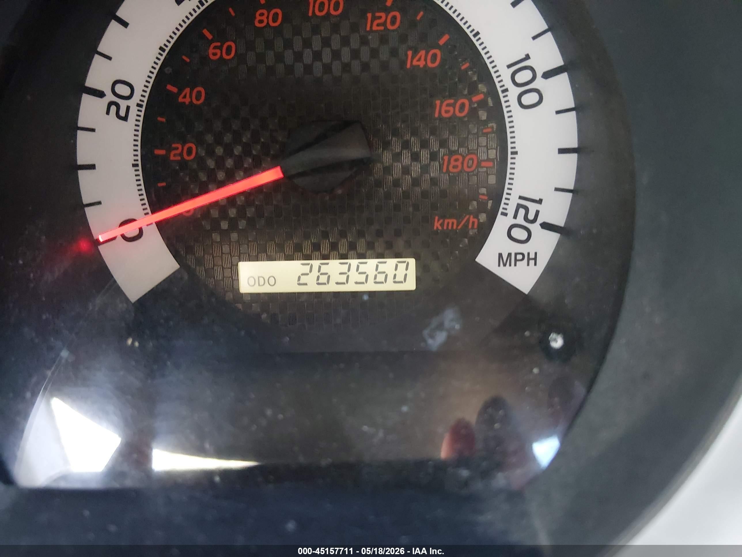 2011 Toyota Tacoma Base V6 White vin: 3TMLU4EN1BM080616