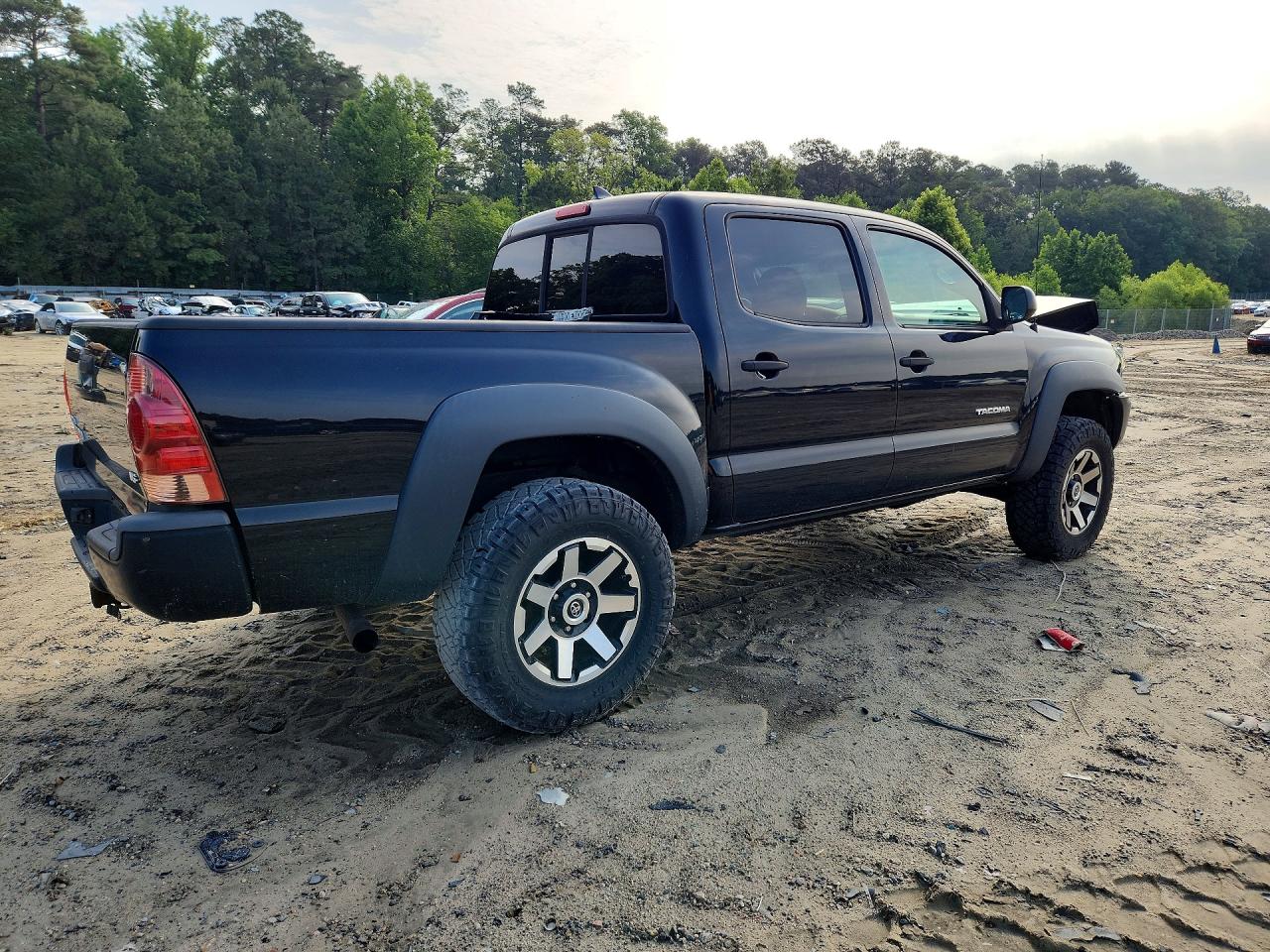 2012 Toyota Tacoma Double Cab Black vin: 3TMLU4EN1CM093593