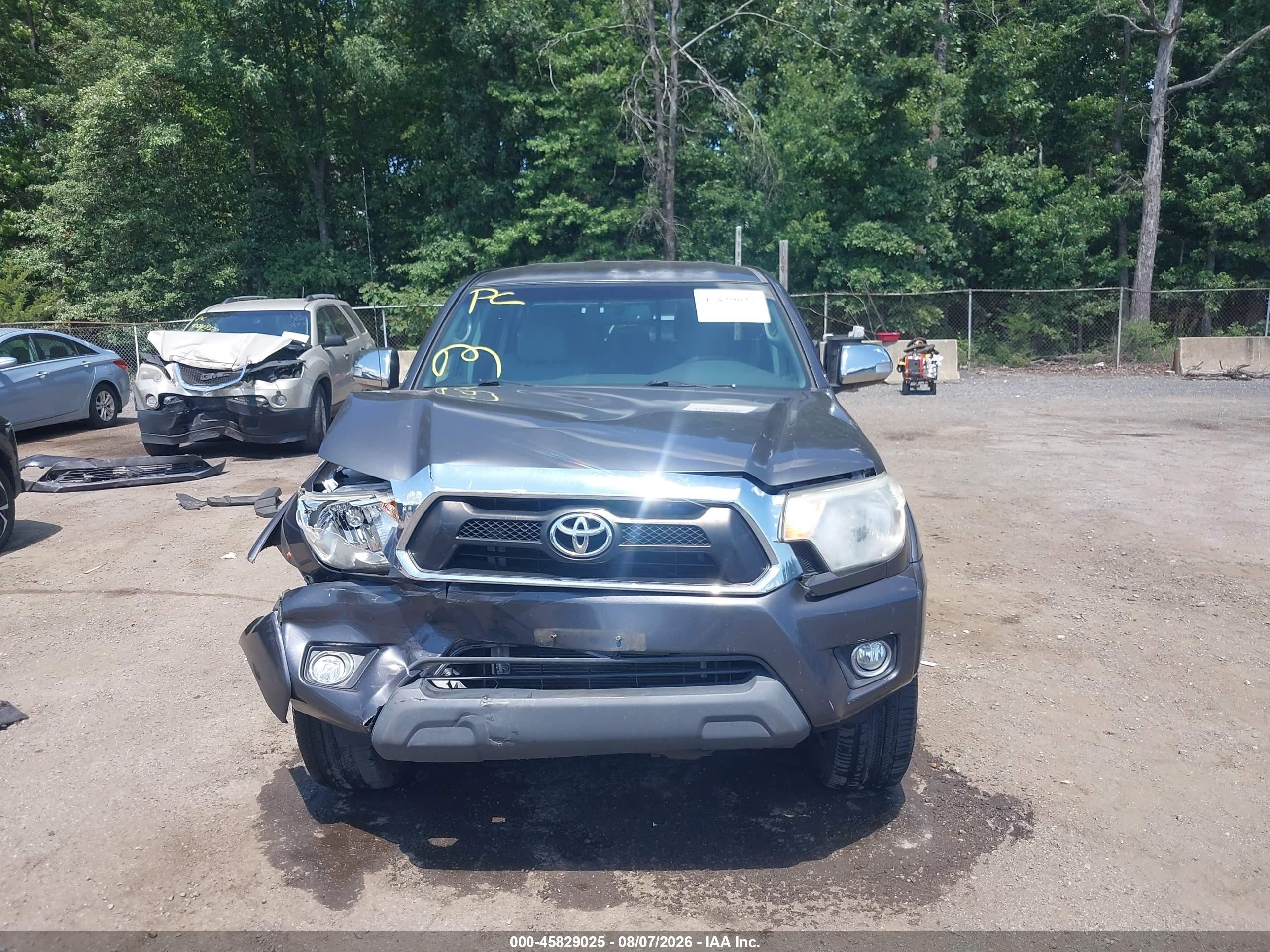 2013 Toyota Tacoma Base V6 Gray vin: 3TMLU4EN1DM112242