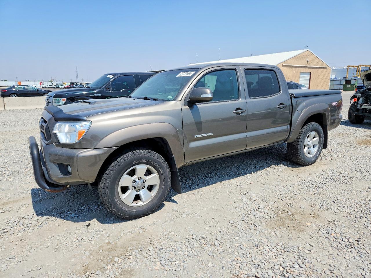 2013 Toyota Tacoma V6 Коричневый vin: 3TMLU4EN1DM123421