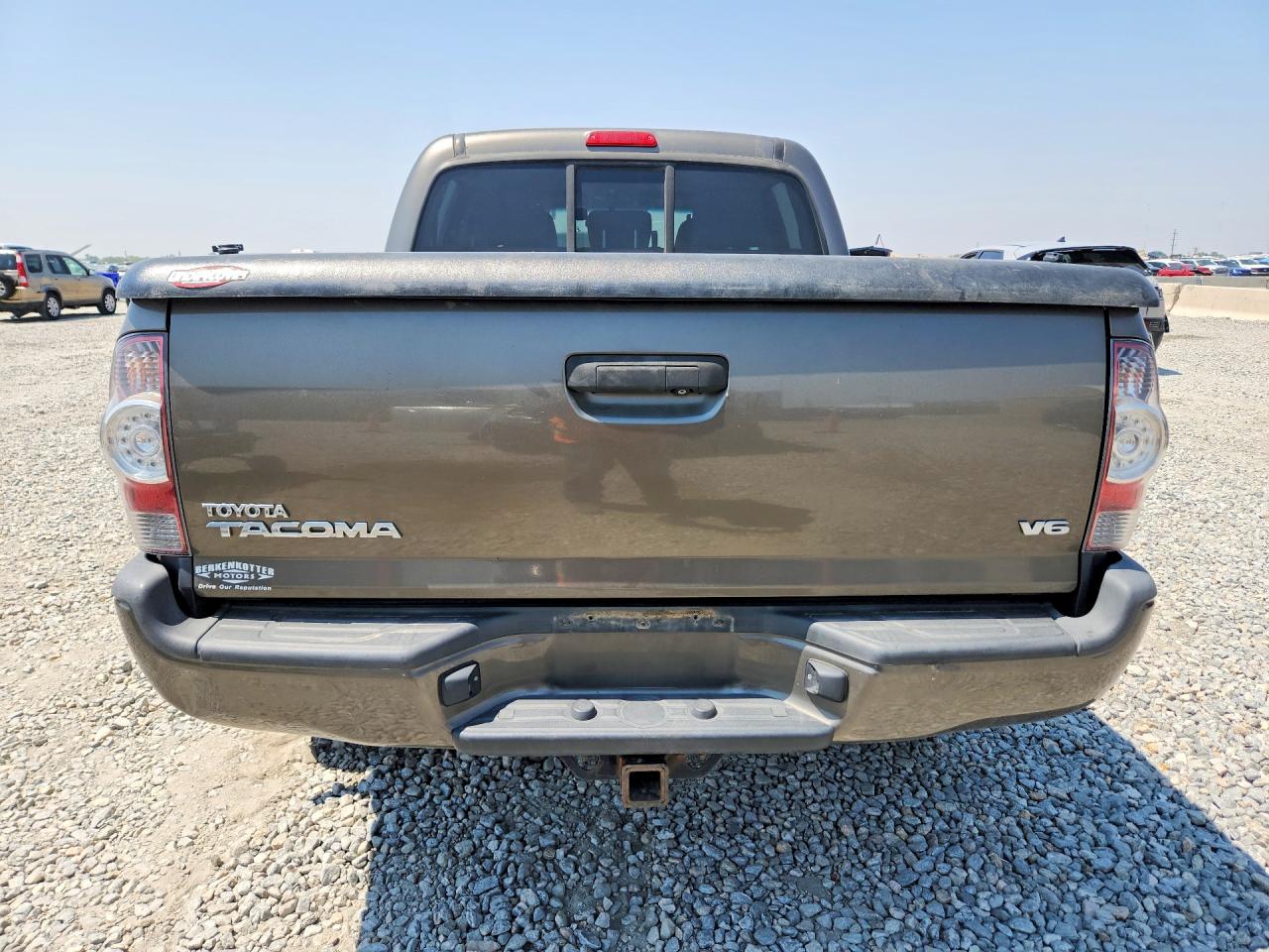 2013 Toyota Tacoma V6 Коричневый vin: 3TMLU4EN1DM123421