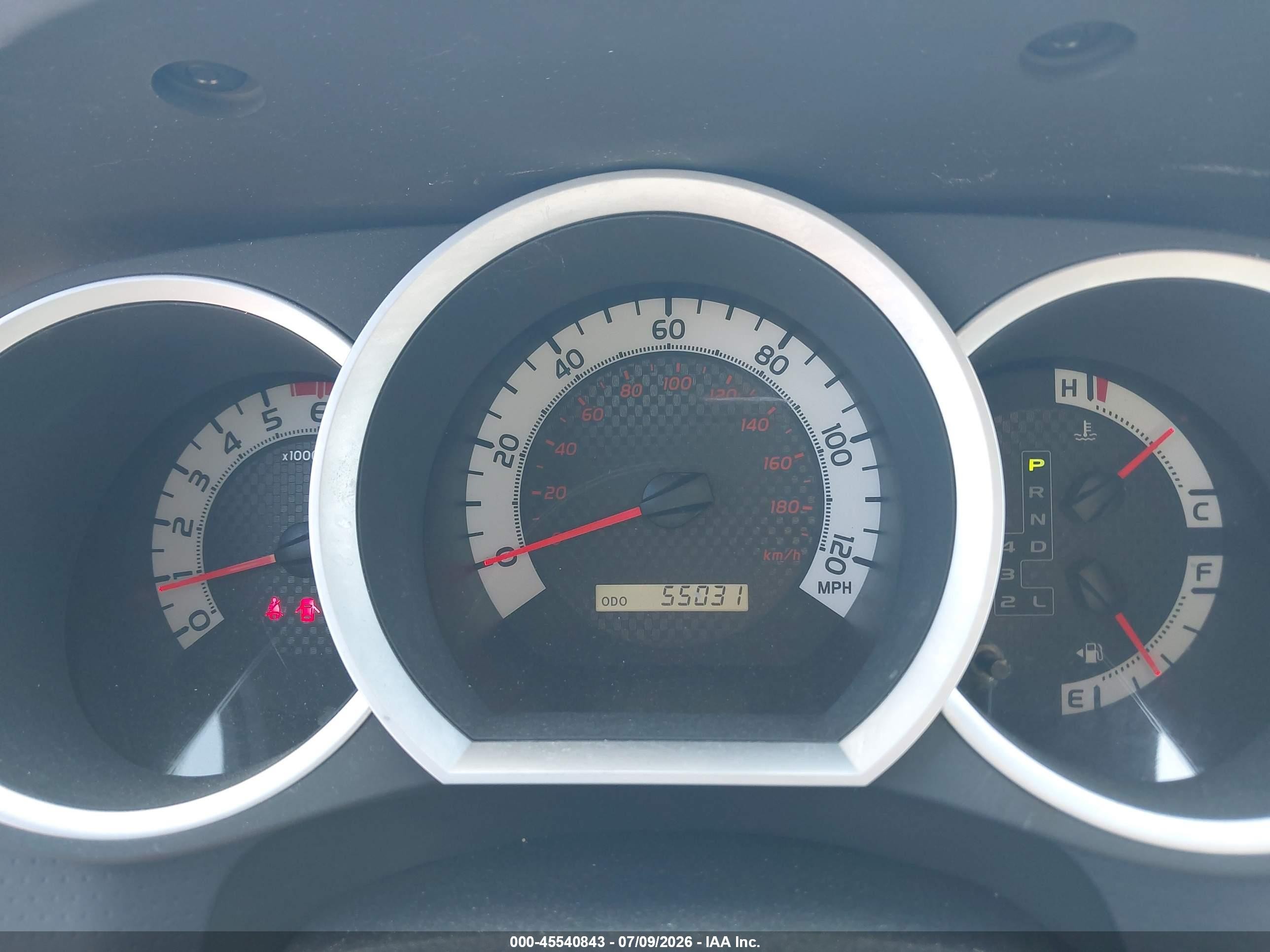 2015 Toyota Tacoma Base V6 Коричневый vin: 3TMLU4EN1FM172895