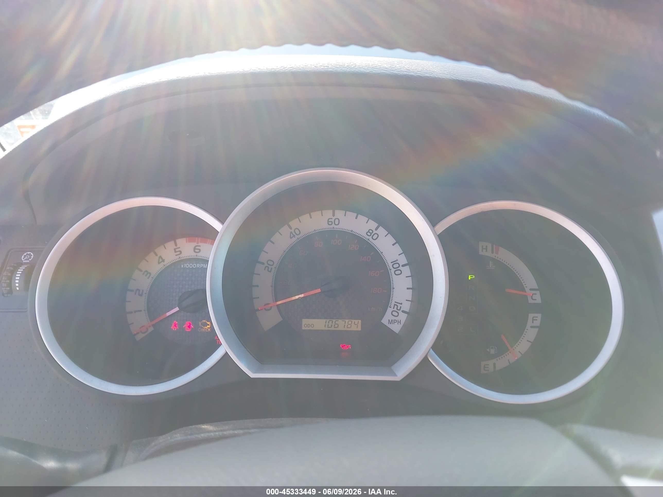 2015 Toyota Tacoma Base V6 Gray vin: 3TMLU4EN1FM180933