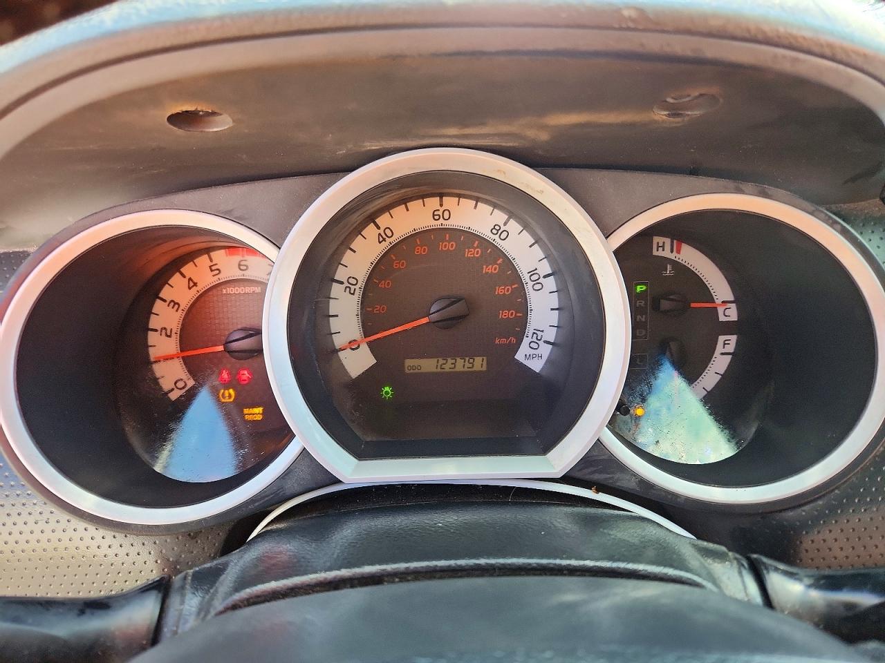 2015 Toyota Tacoma V6 Gray vin: 3TMLU4EN1FM199224