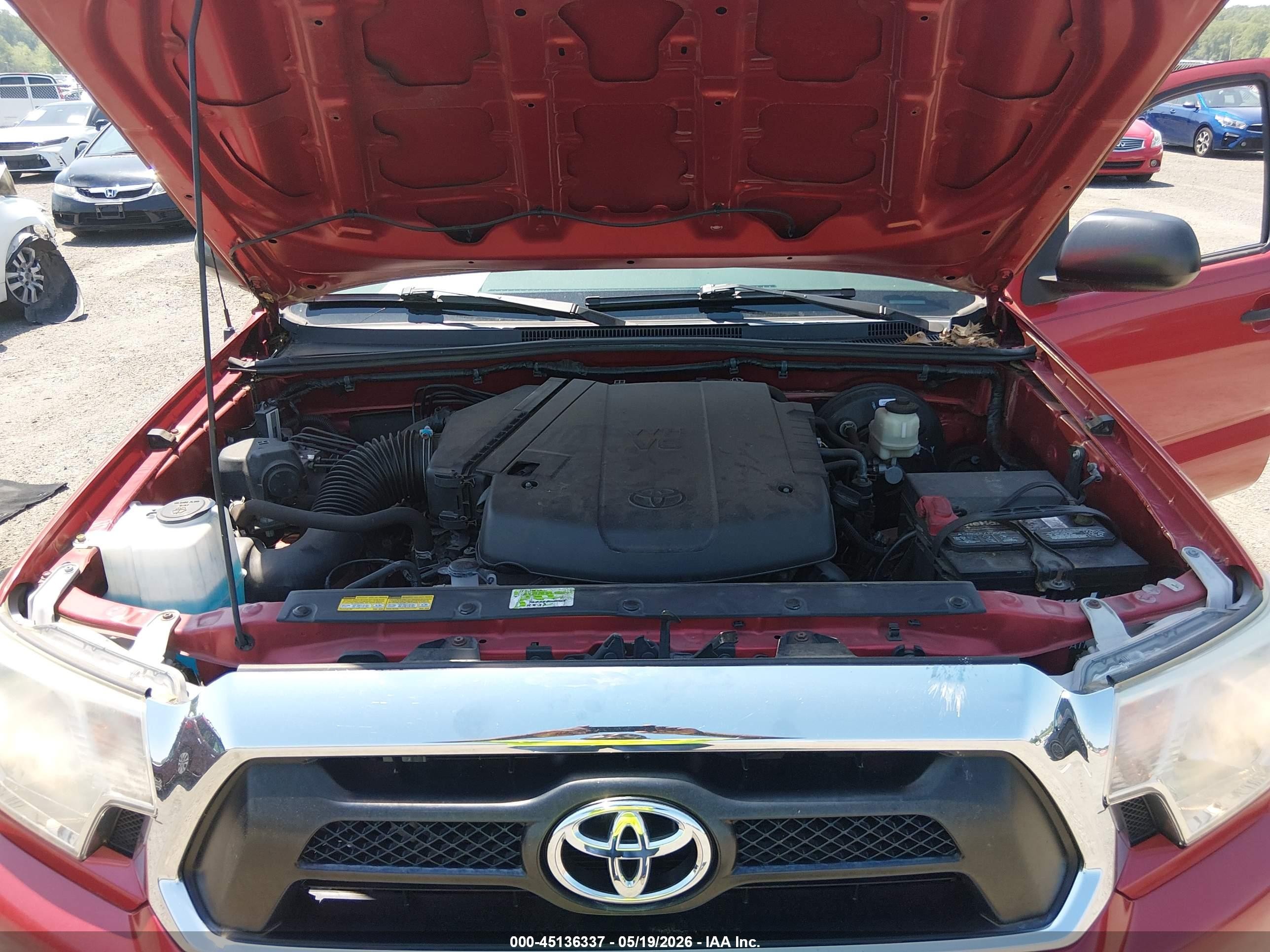 2015 Toyota Tacoma Base V6 Red vin: 3TMLU4EN1FM202929