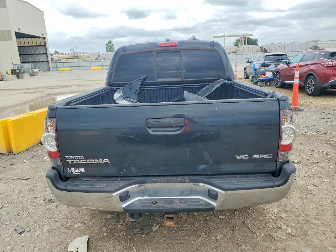 2010 Toyota Tacoma Double Cab Black vin: 3TMLU4EN2AM039149