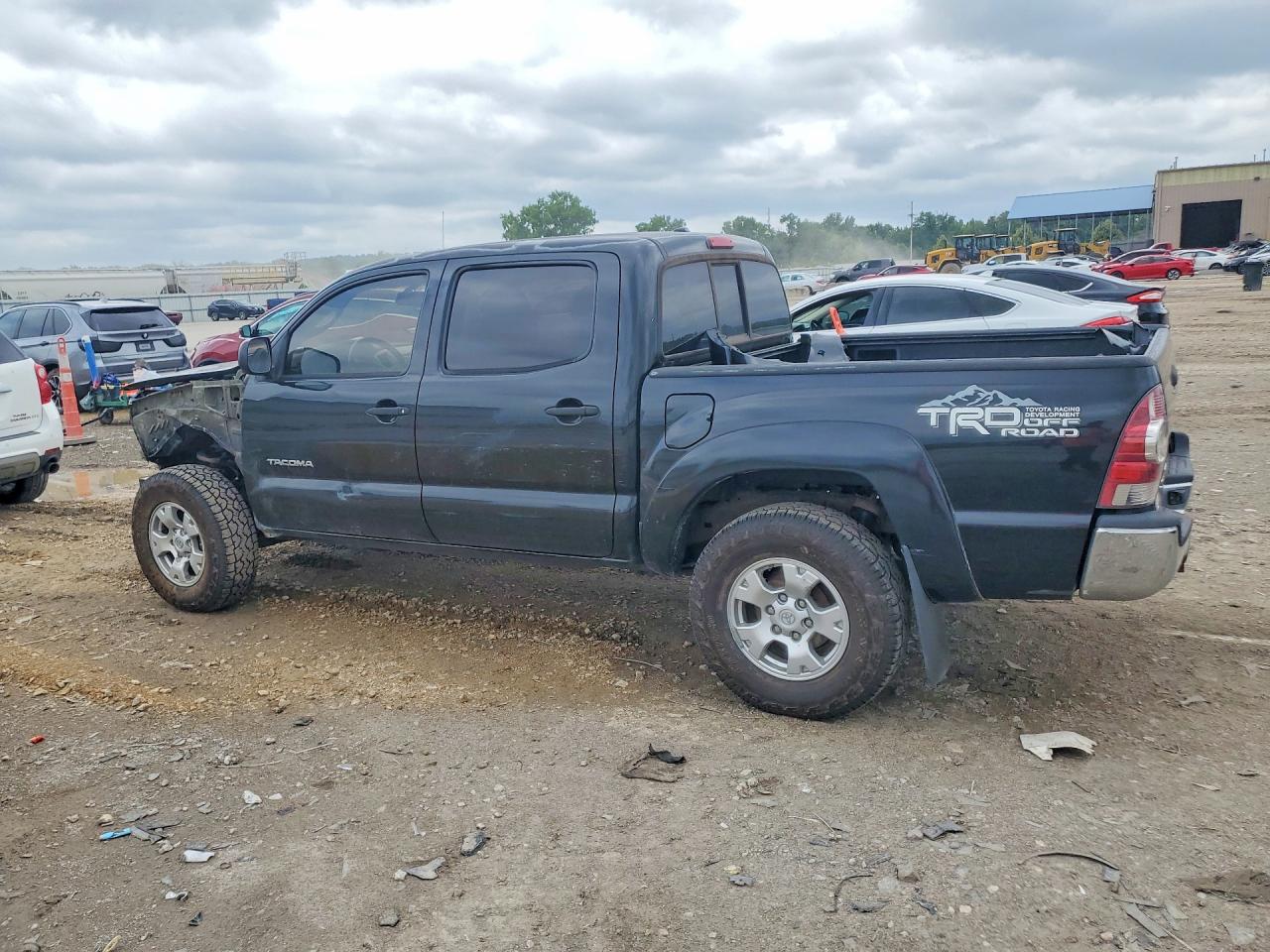 2010 Toyota Tacoma Double Cab Black vin: 3TMLU4EN2AM039149