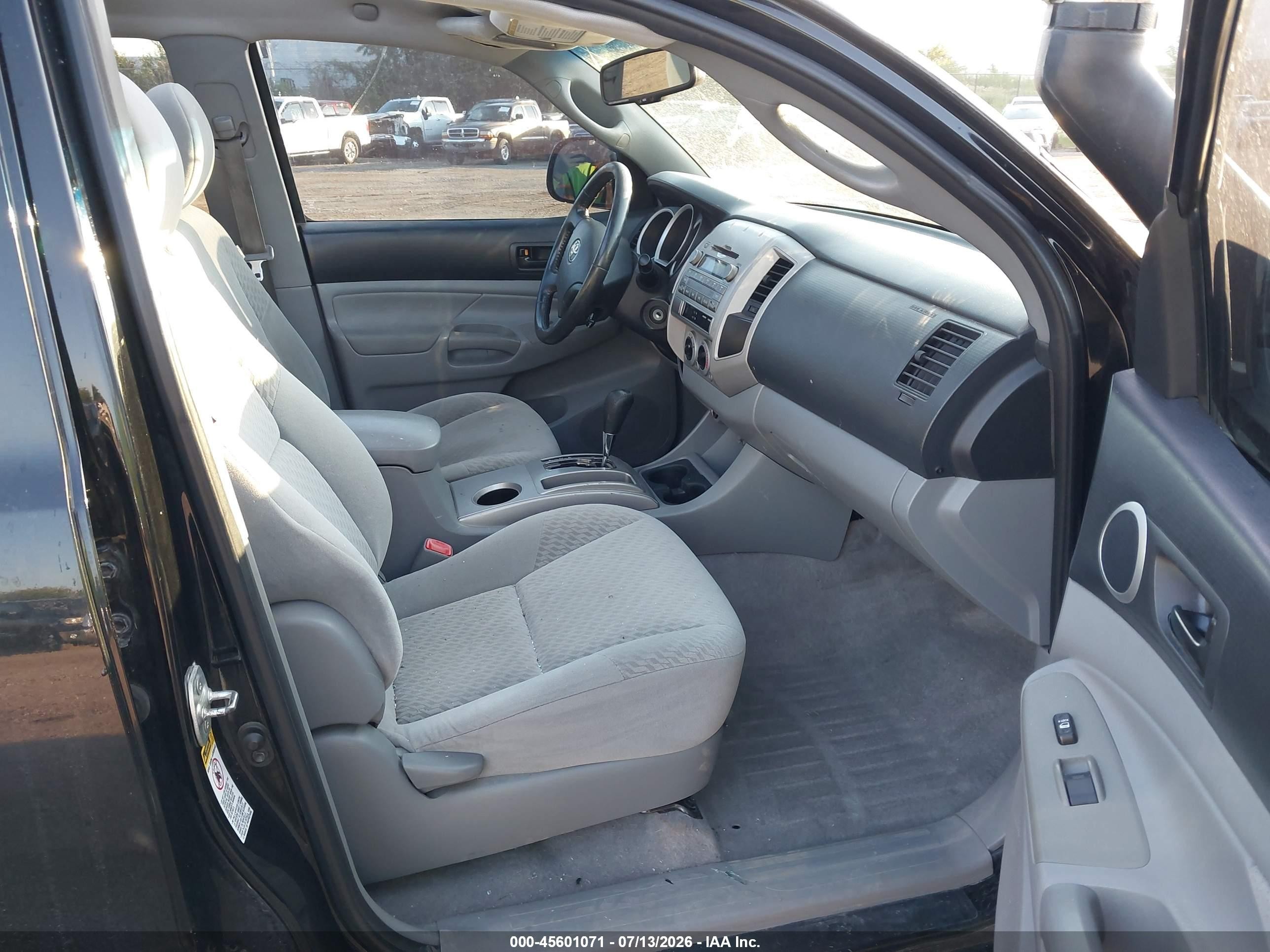 2011 Toyota Tacoma Base V6 Black vin: 3TMLU4EN2BM068426