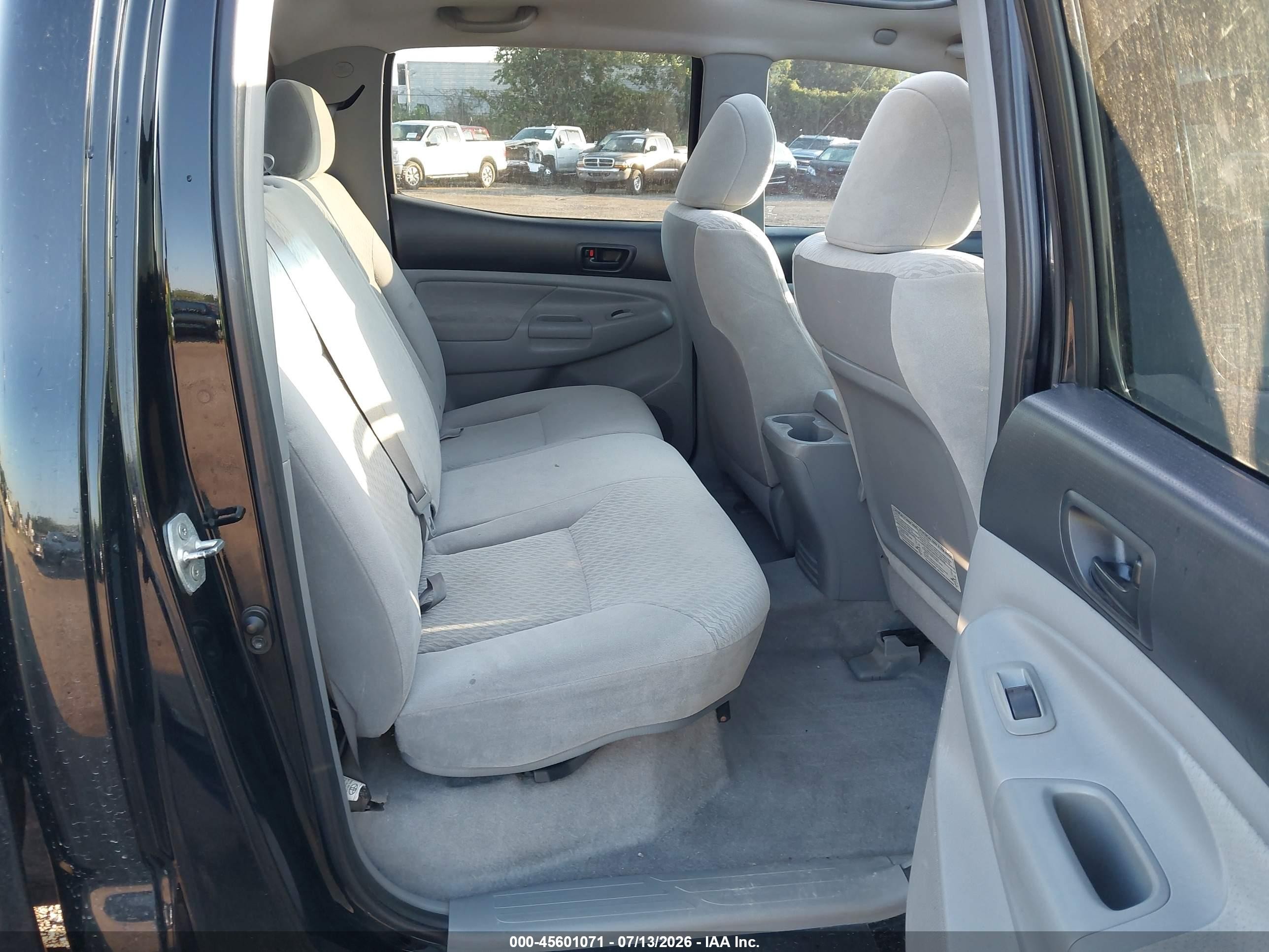 2011 Toyota Tacoma Base V6 Black vin: 3TMLU4EN2BM068426