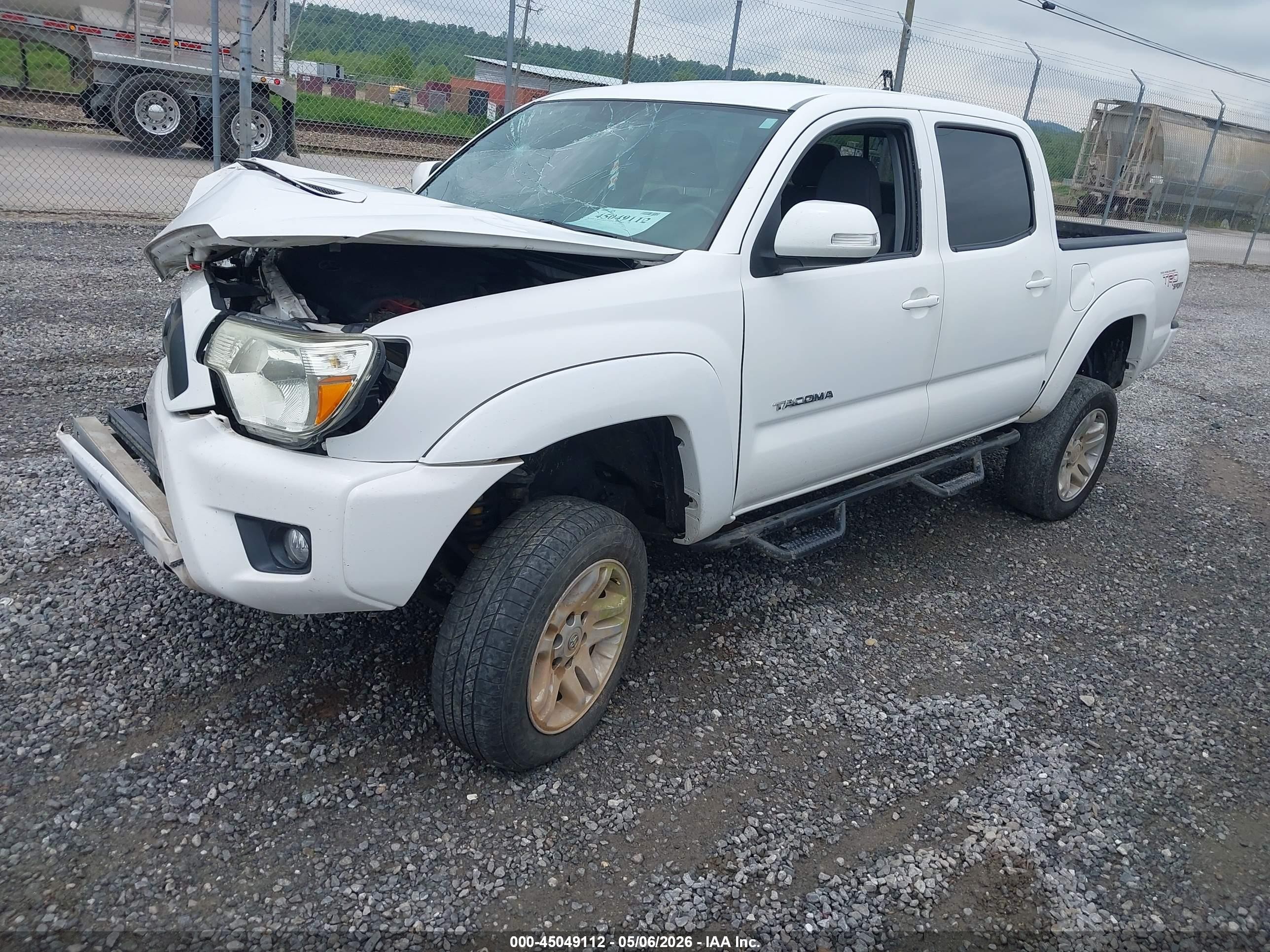 2012 Toyota Tacoma Base V6 Белый vin: 3TMLU4EN2CM090072