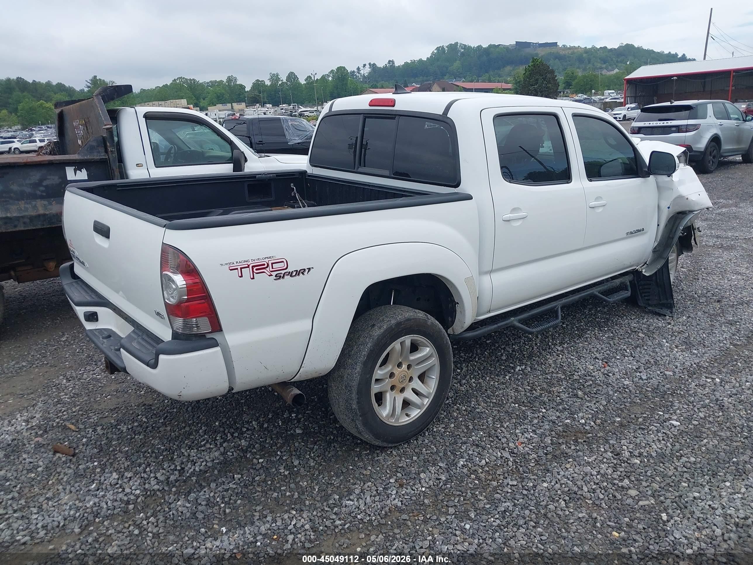 2012 Toyota Tacoma Base V6 Белый vin: 3TMLU4EN2CM090072