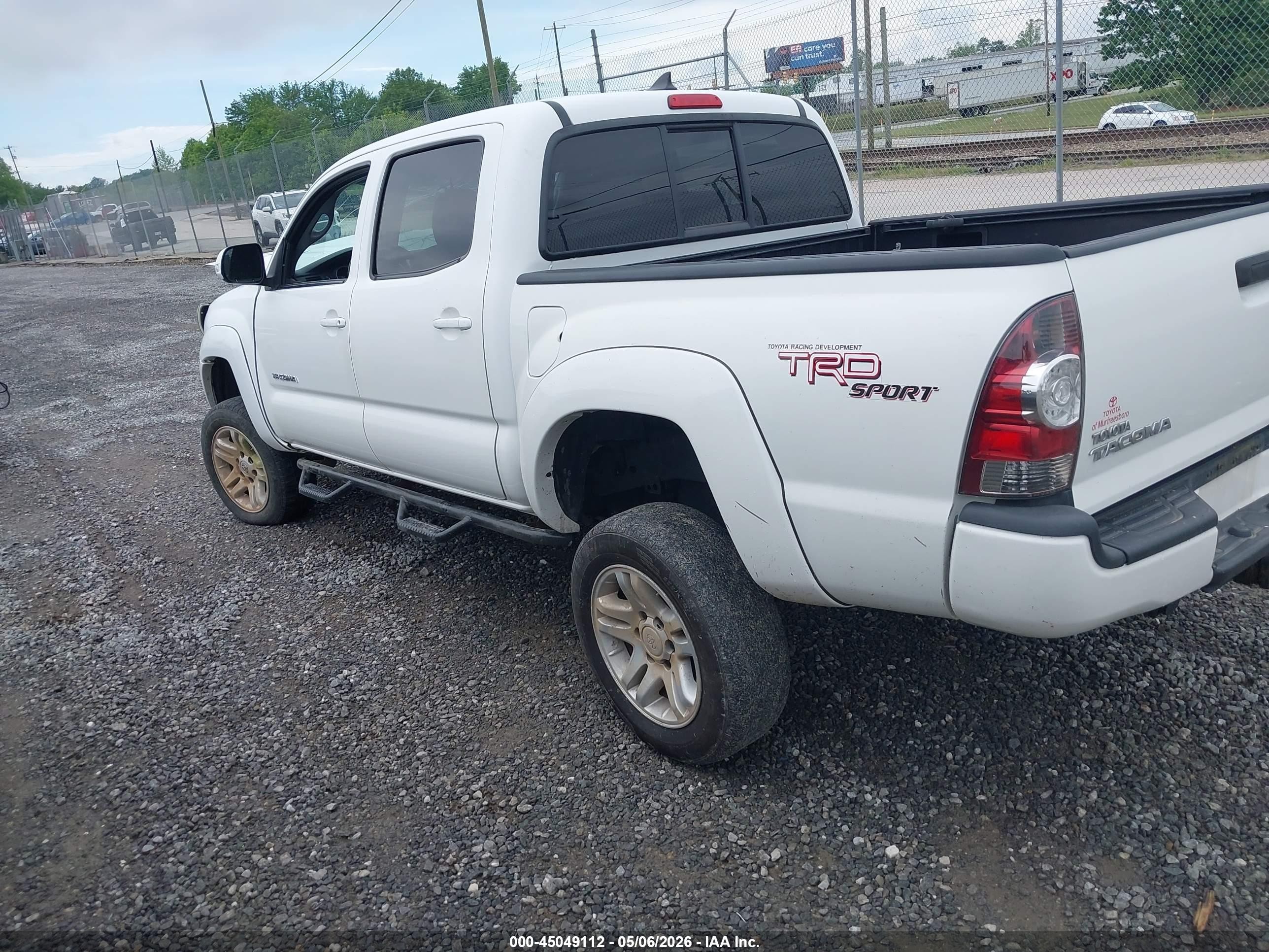 2012 Toyota Tacoma Base V6 Белый vin: 3TMLU4EN2CM090072
