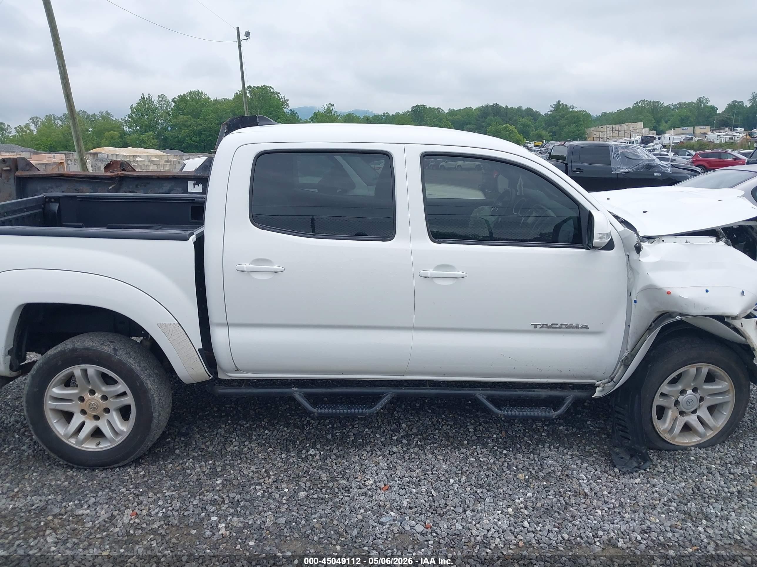2012 Toyota Tacoma Base V6 Белый vin: 3TMLU4EN2CM090072