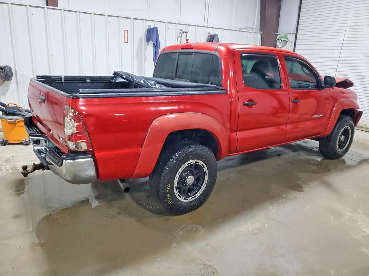 2012 Toyota Tacoma V6 Красный vin: 3TMLU4EN2CM093084