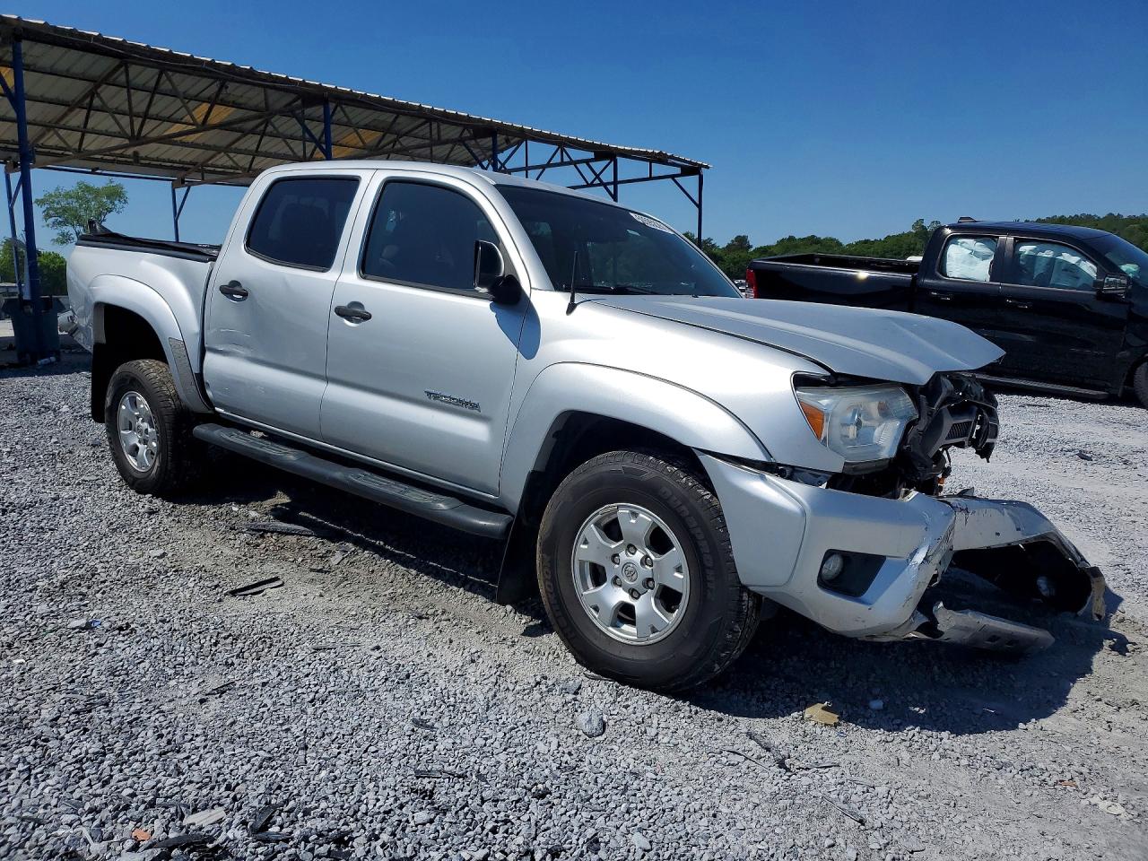 2013 Toyota Tacoma Double Cab Silver vin: 3TMLU4EN2DM105705