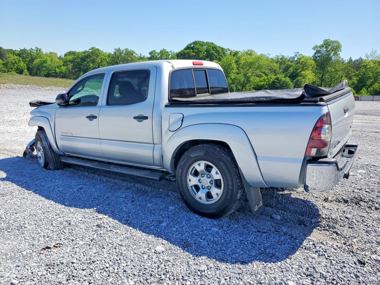 2013 Toyota Tacoma Double Cab Silver vin: 3TMLU4EN2DM105705