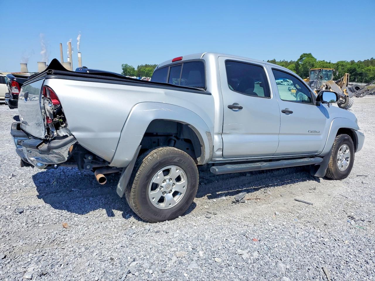 2013 Toyota Tacoma Double Cab Silver vin: 3TMLU4EN2DM105705