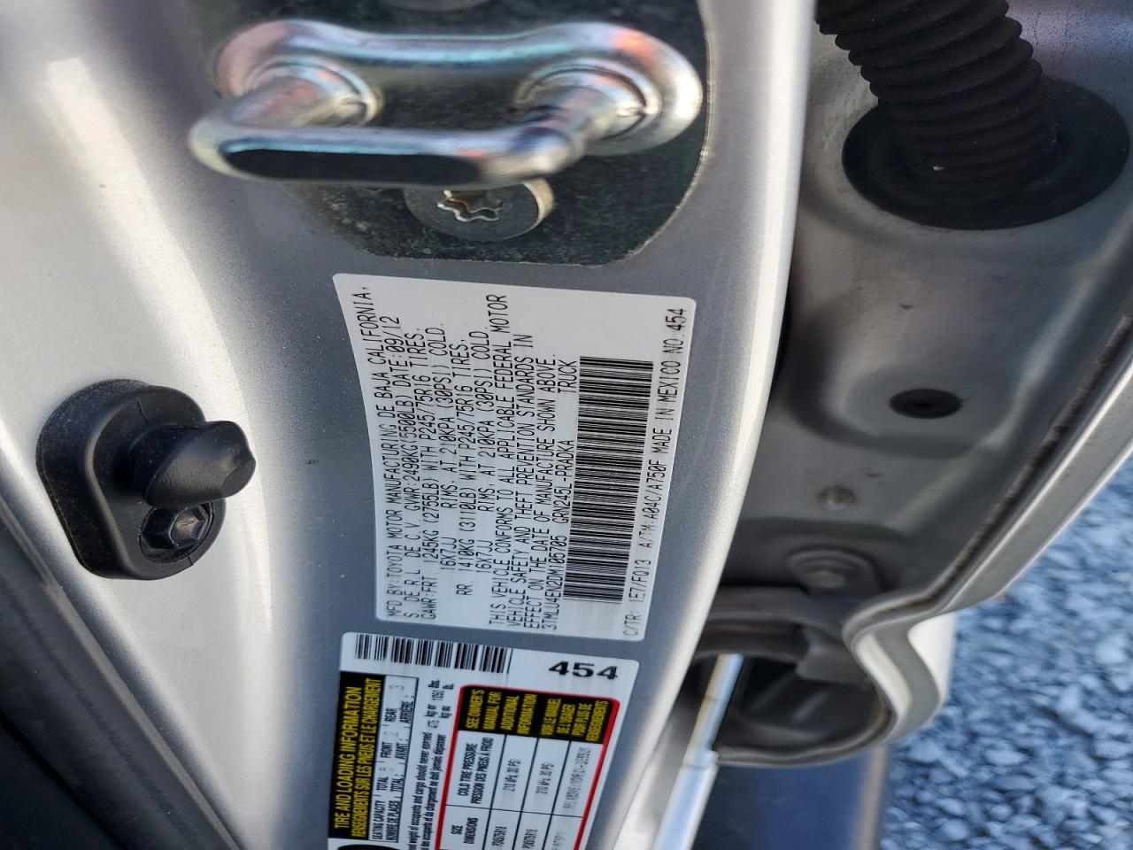 2013 Toyota Tacoma Double Cab Silver vin: 3TMLU4EN2DM105705