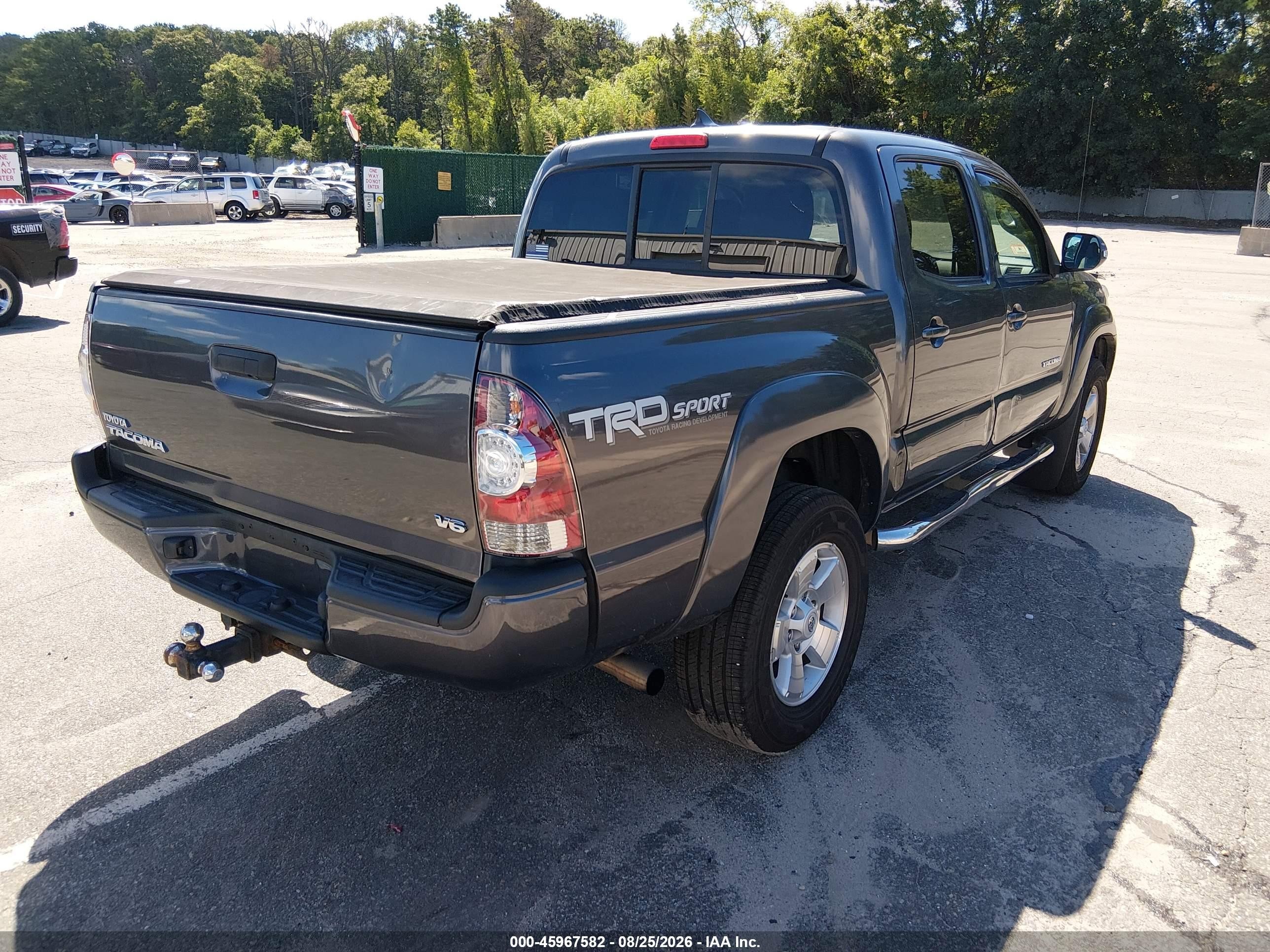 2014 Toyota Tacoma Base V6 Gray vin: 3TMLU4EN2EM157840