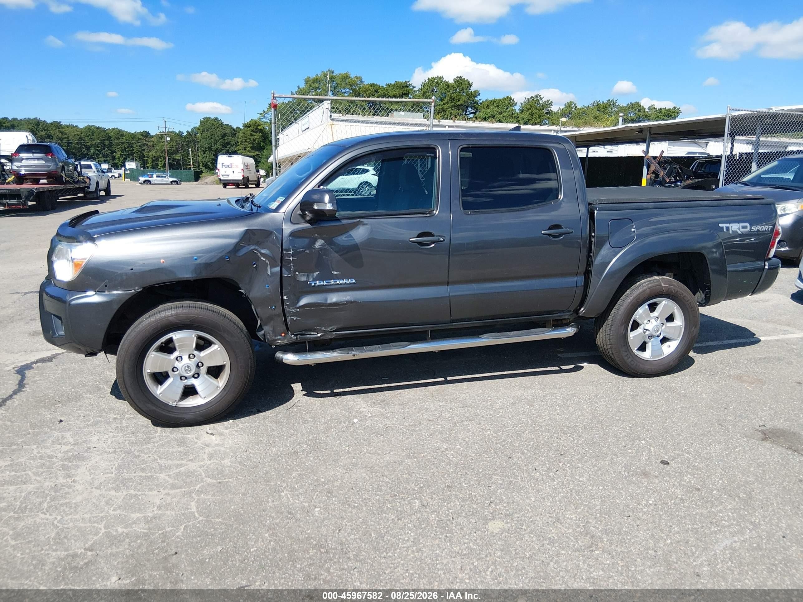 2014 Toyota Tacoma Base V6 Gray vin: 3TMLU4EN2EM157840