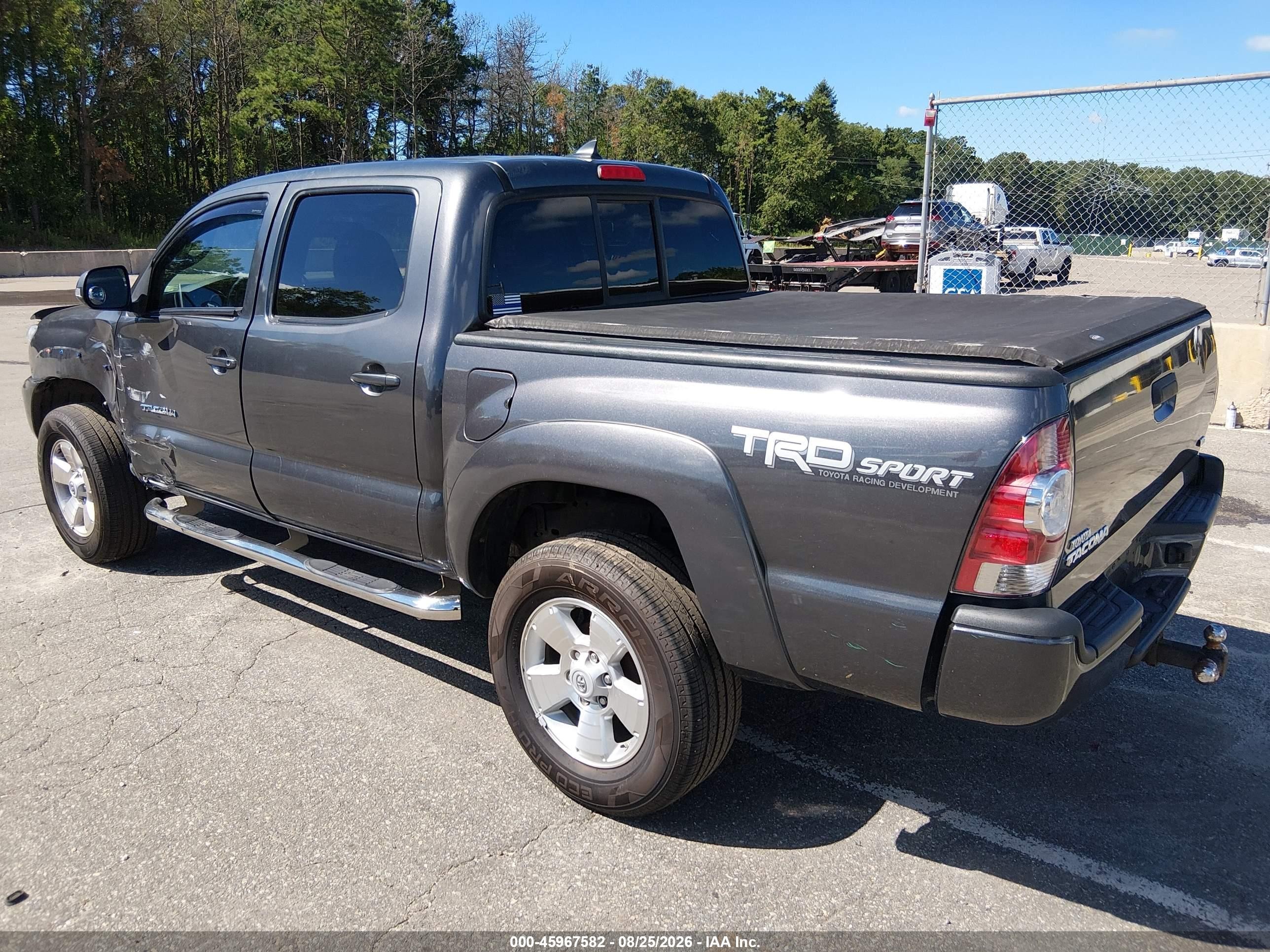 2014 Toyota Tacoma Base V6 Gray vin: 3TMLU4EN2EM157840
