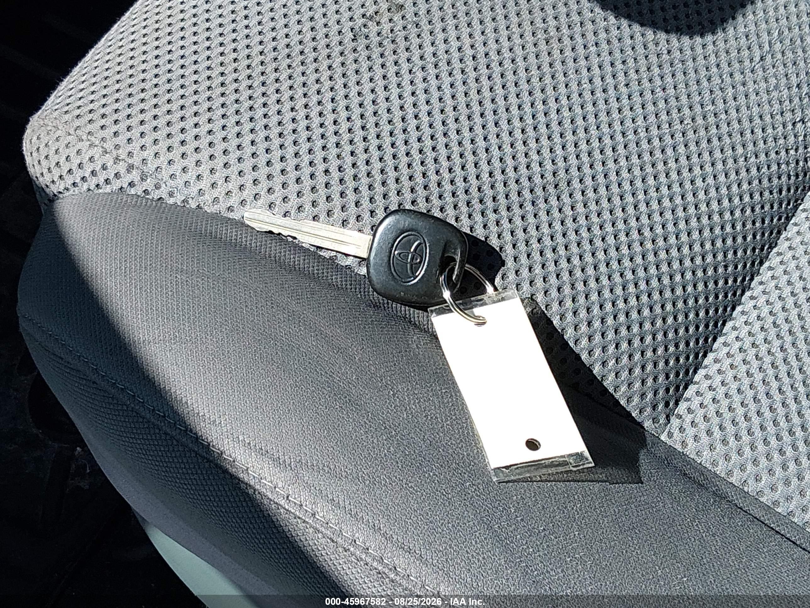 2014 Toyota Tacoma Base V6 Gray vin: 3TMLU4EN2EM157840