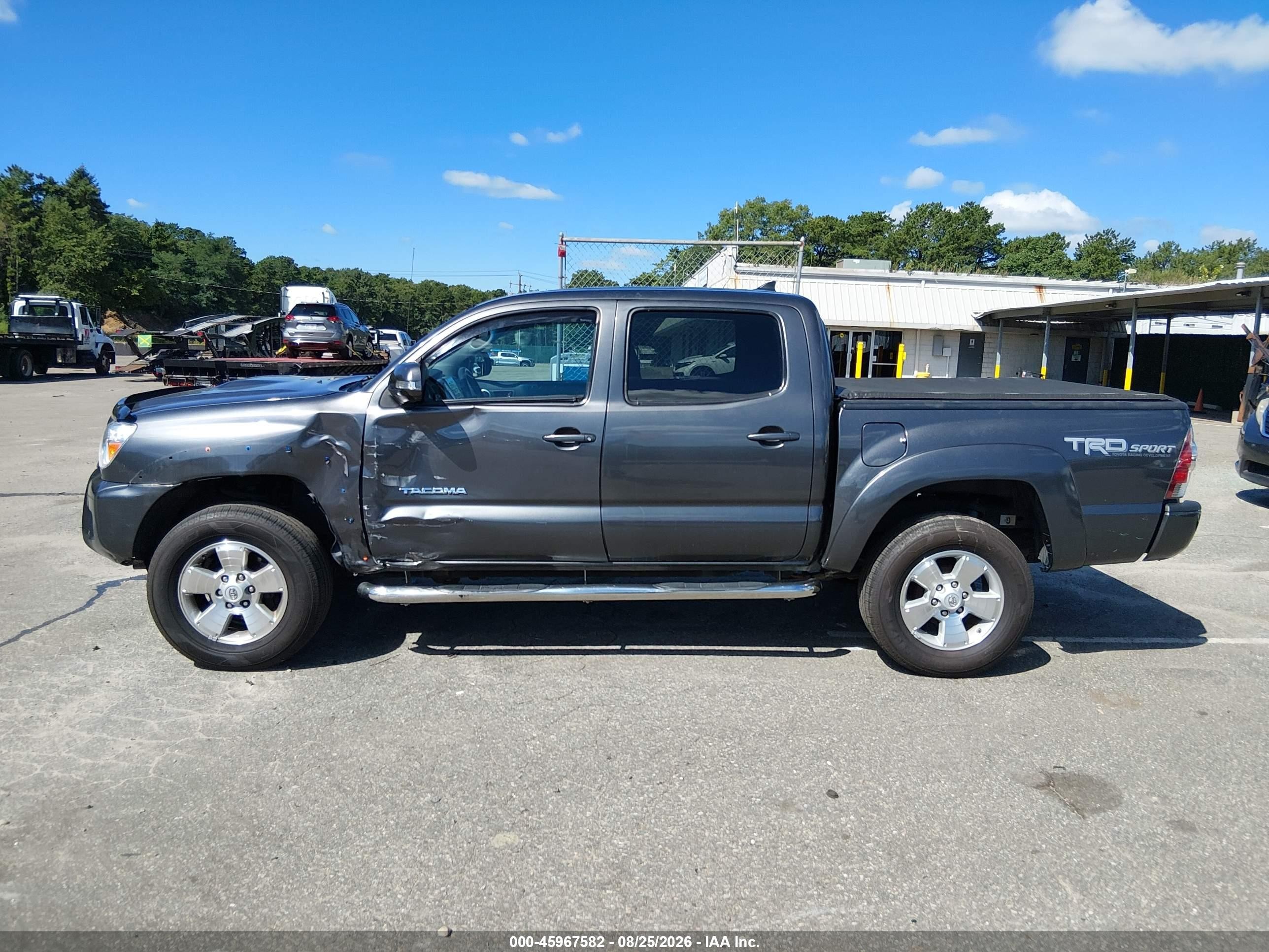 2014 Toyota Tacoma Base V6 Gray vin: 3TMLU4EN2EM157840