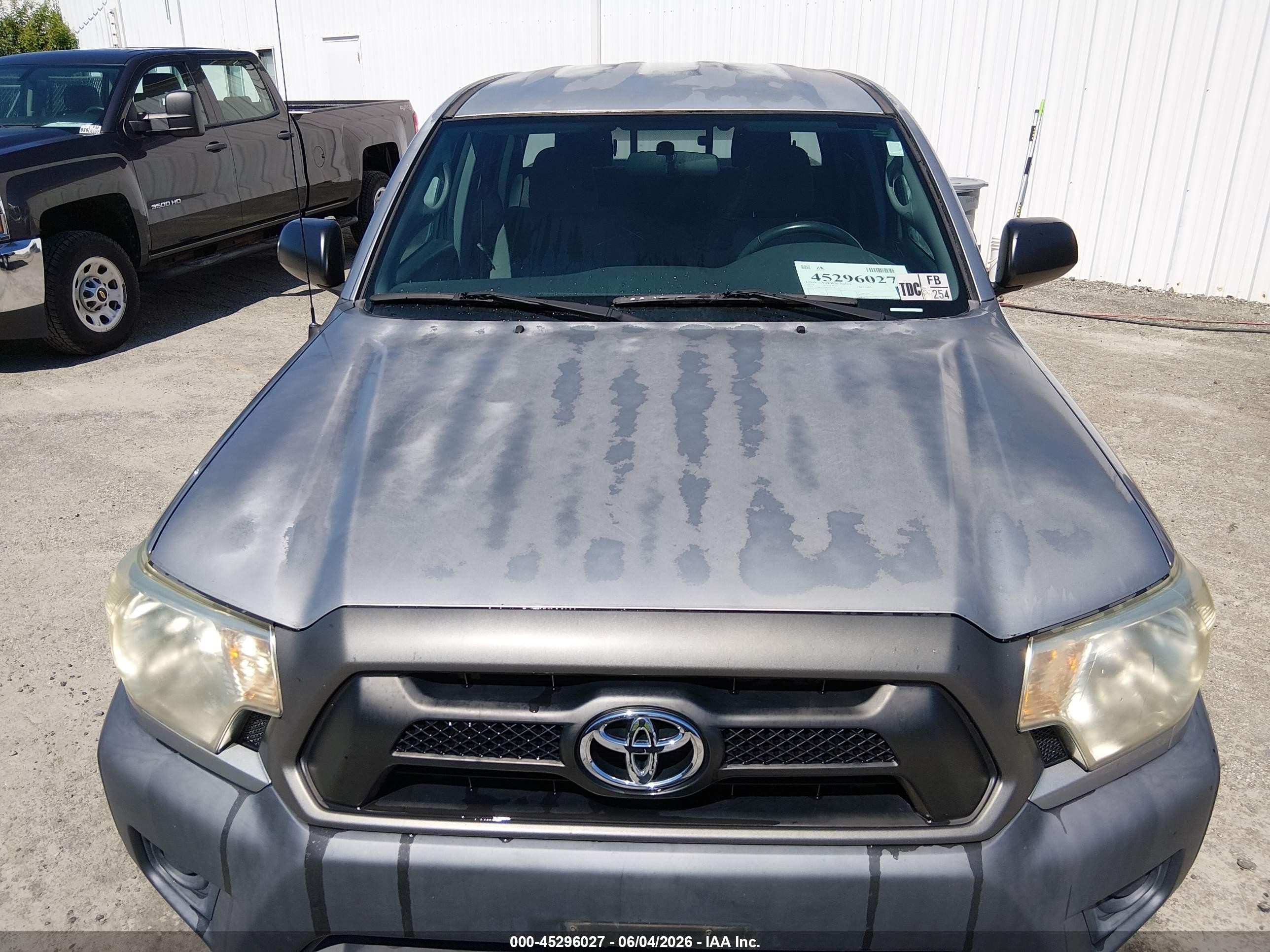 2014 Toyota Tacoma Base V6 Silver vin: 3TMLU4EN2EM162102