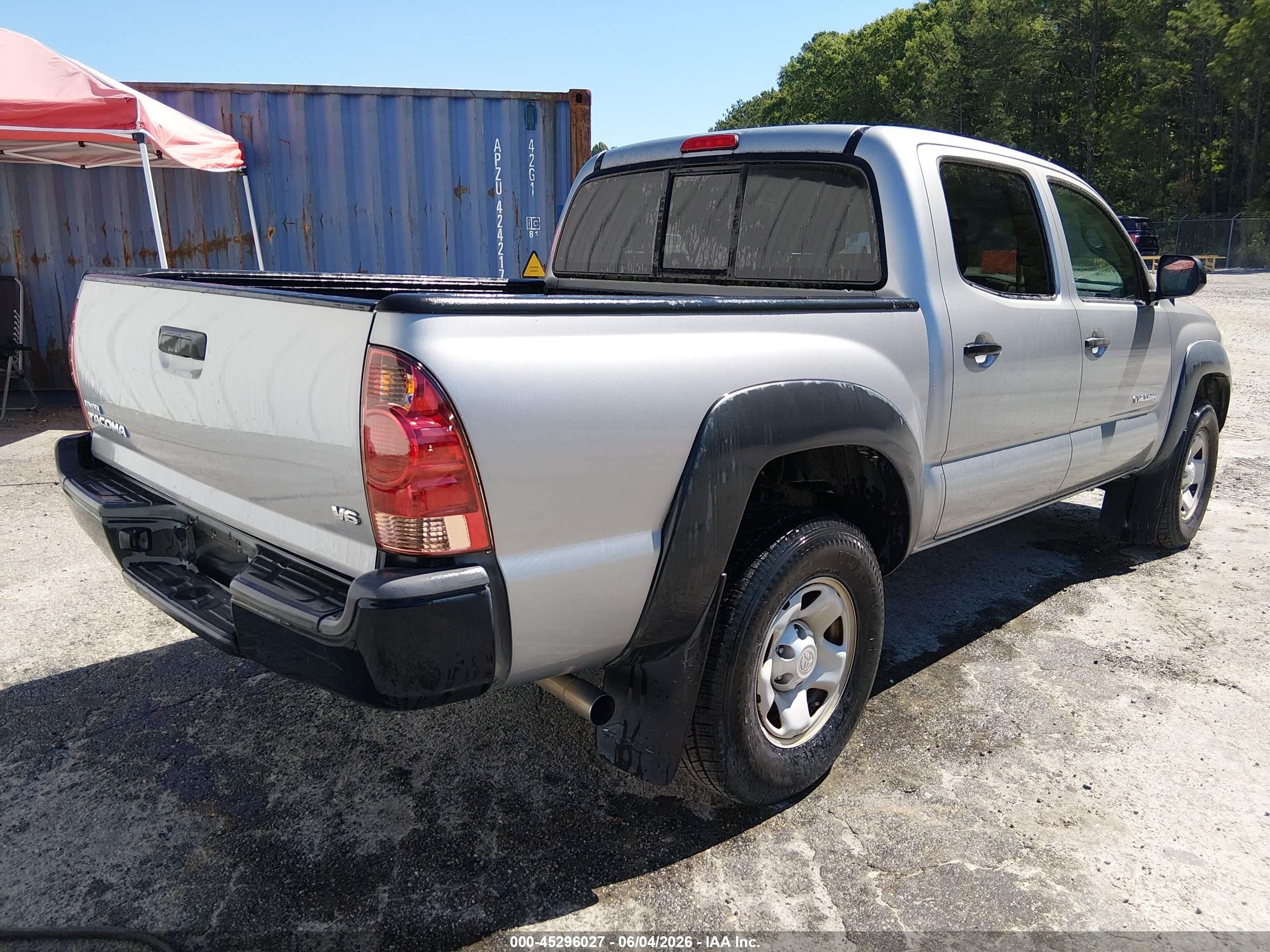 2014 Toyota Tacoma Base V6 Silver vin: 3TMLU4EN2EM162102