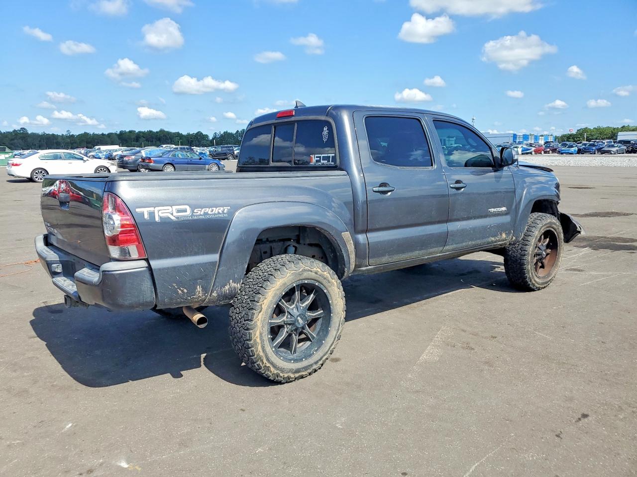 2014 Toyota Tacoma Double Cab Gray vin: 3TMLU4EN2EM163475