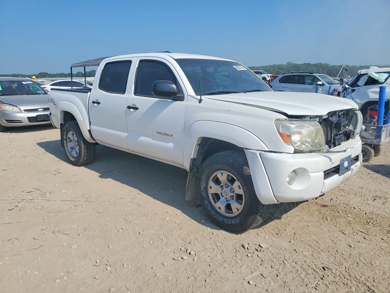 2010 Toyota Tacoma Double Cab White vin: 3TMLU4EN3AM039905