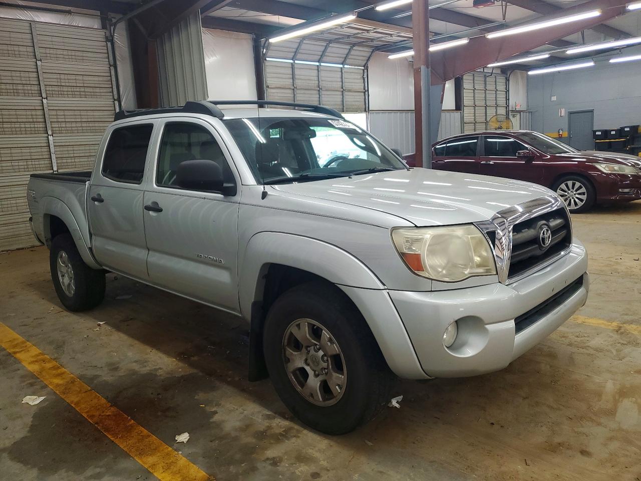 2010 Toyota Tacoma Base Серебряный vin: 3TMLU4EN3AM040066