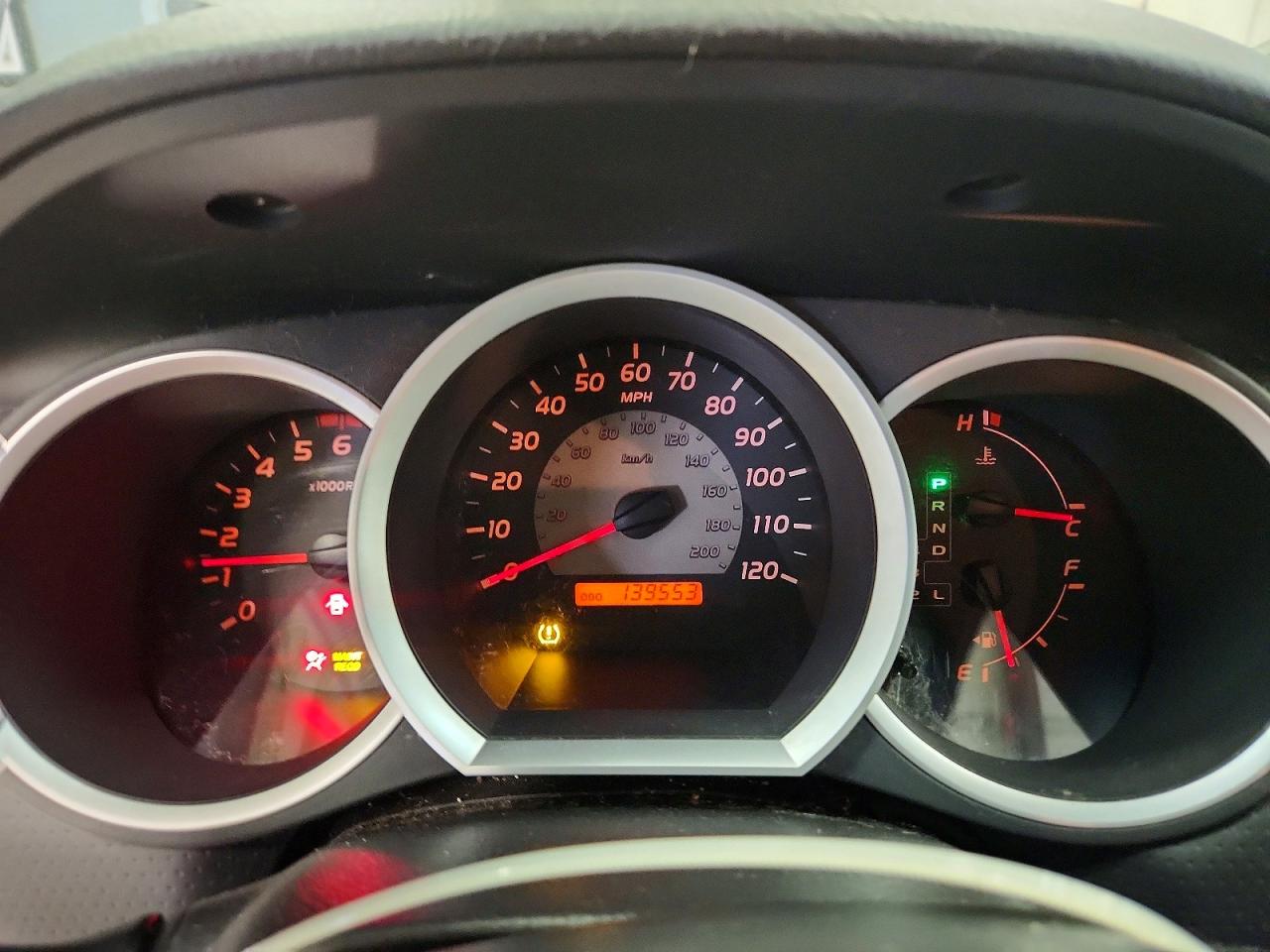 2010 Toyota Tacoma Black vin: 3TMLU4EN3AM042884