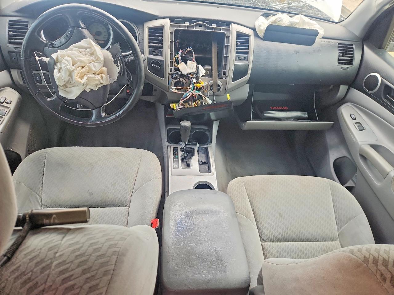 2010 Toyota Tacoma Double Cab White vin: 3TMLU4EN3AM053075