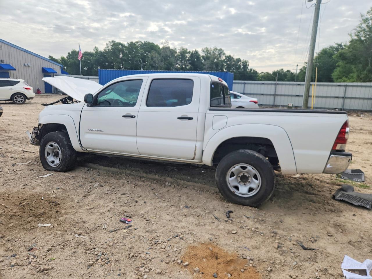 2010 Toyota Tacoma Double Cab White vin: 3TMLU4EN3AM053075