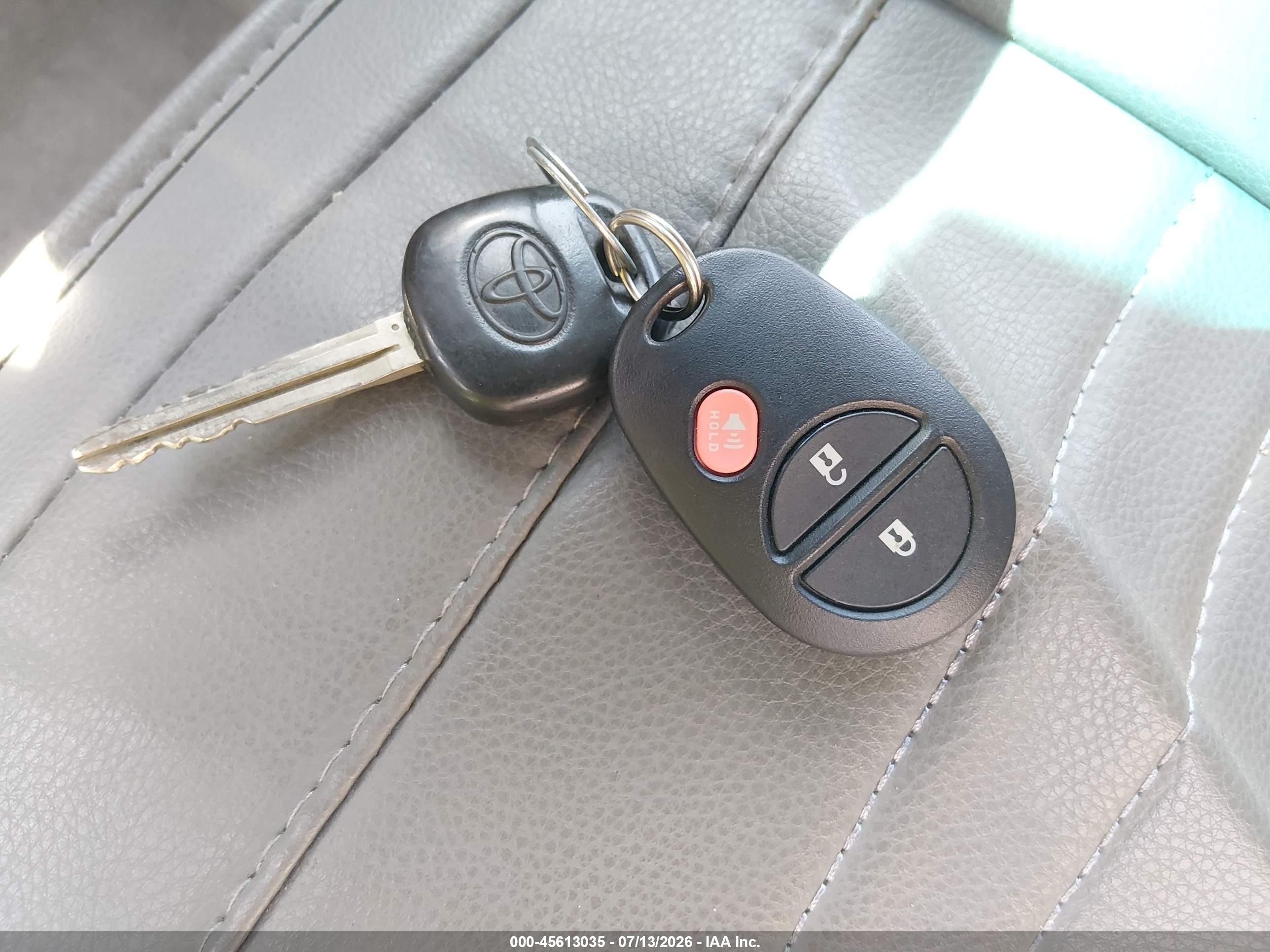 2010 Toyota Tacoma Base V6 Gray vin: 3TMLU4EN3AM053366
