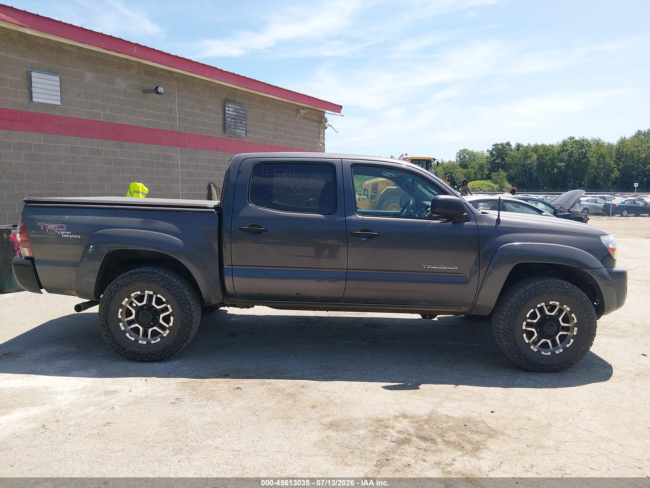 2010 Toyota Tacoma Base V6 Gray vin: 3TMLU4EN3AM053366