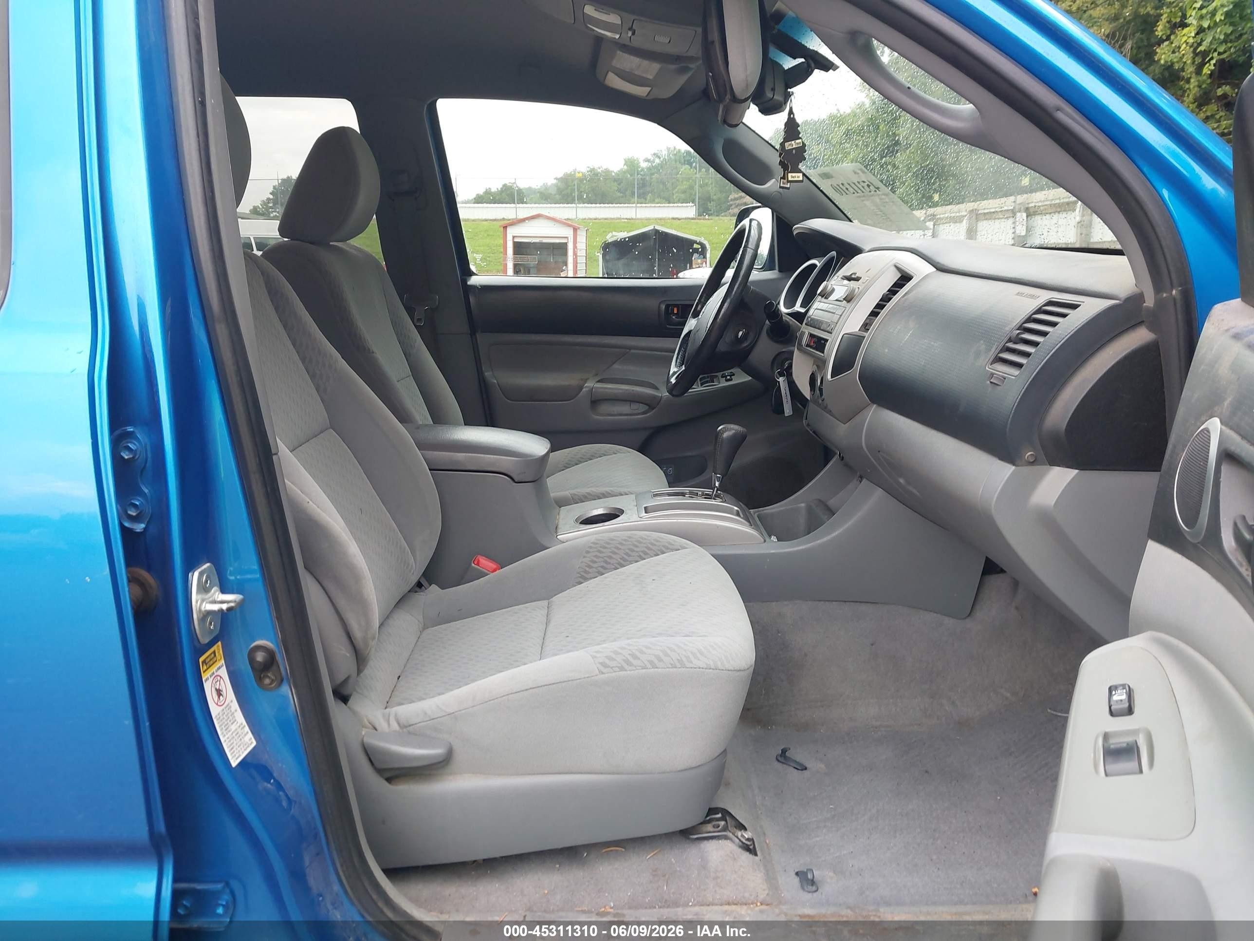2011 Toyota Tacoma Base V6 Синий vin: 3TMLU4EN3BM058231