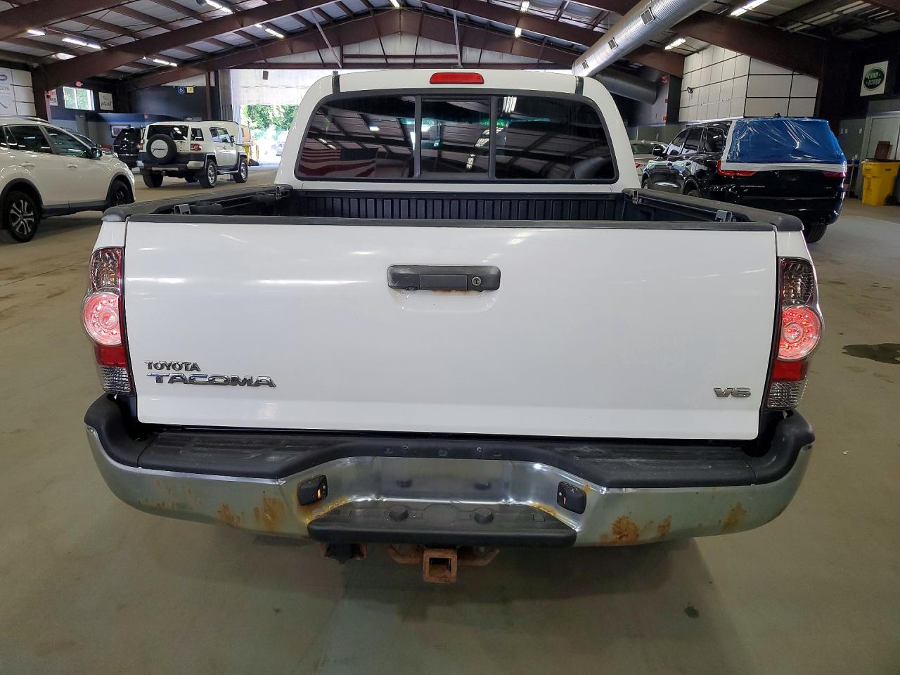 2011 Toyota Tacoma Double Cab White vin: 3TMLU4EN3BM067849