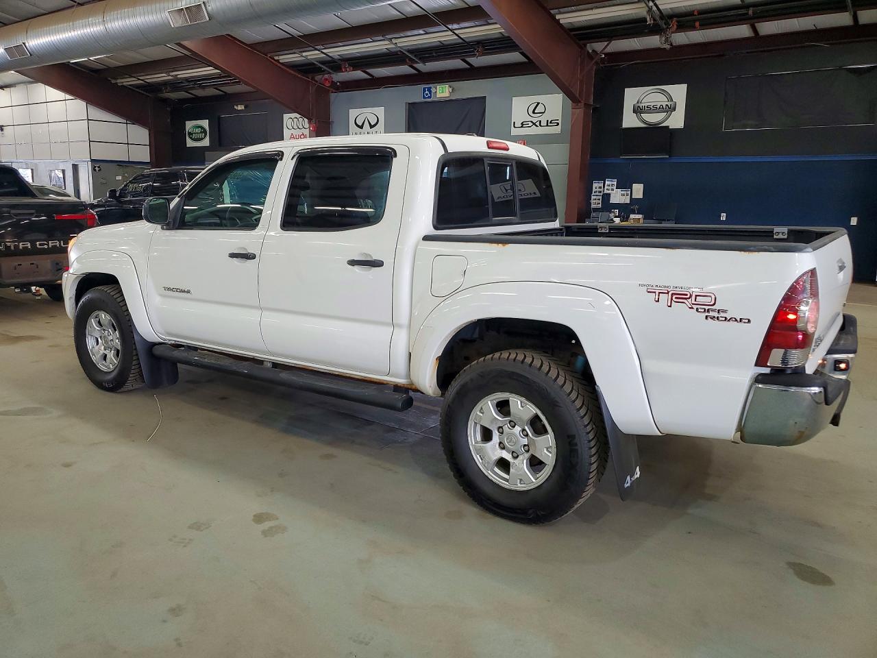 2011 Toyota Tacoma Double Cab White vin: 3TMLU4EN3BM067849