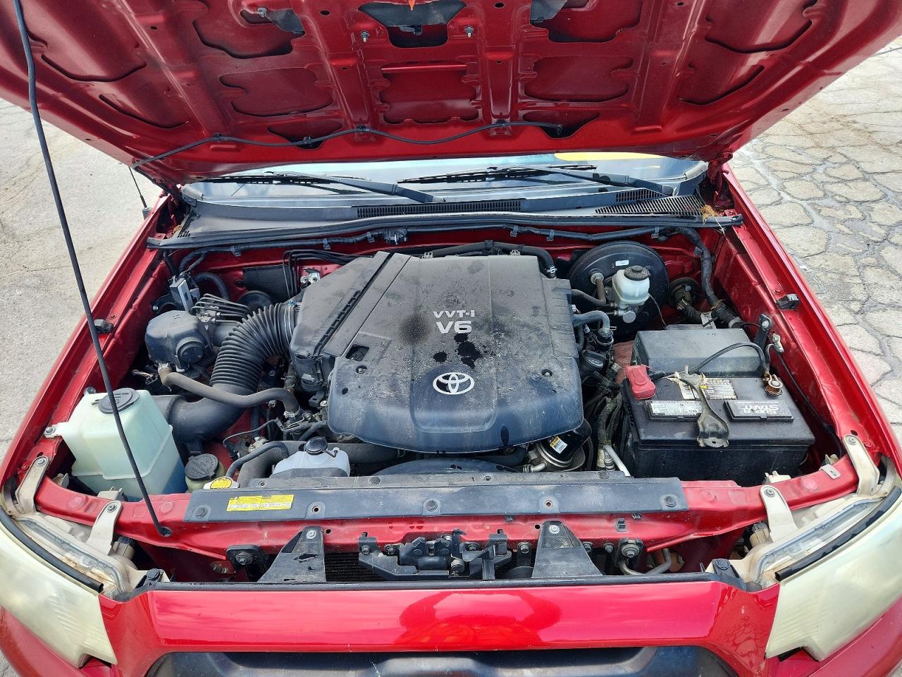 2012 Toyota Tacoma Double Cab Red vin: 3TMLU4EN3CM084135