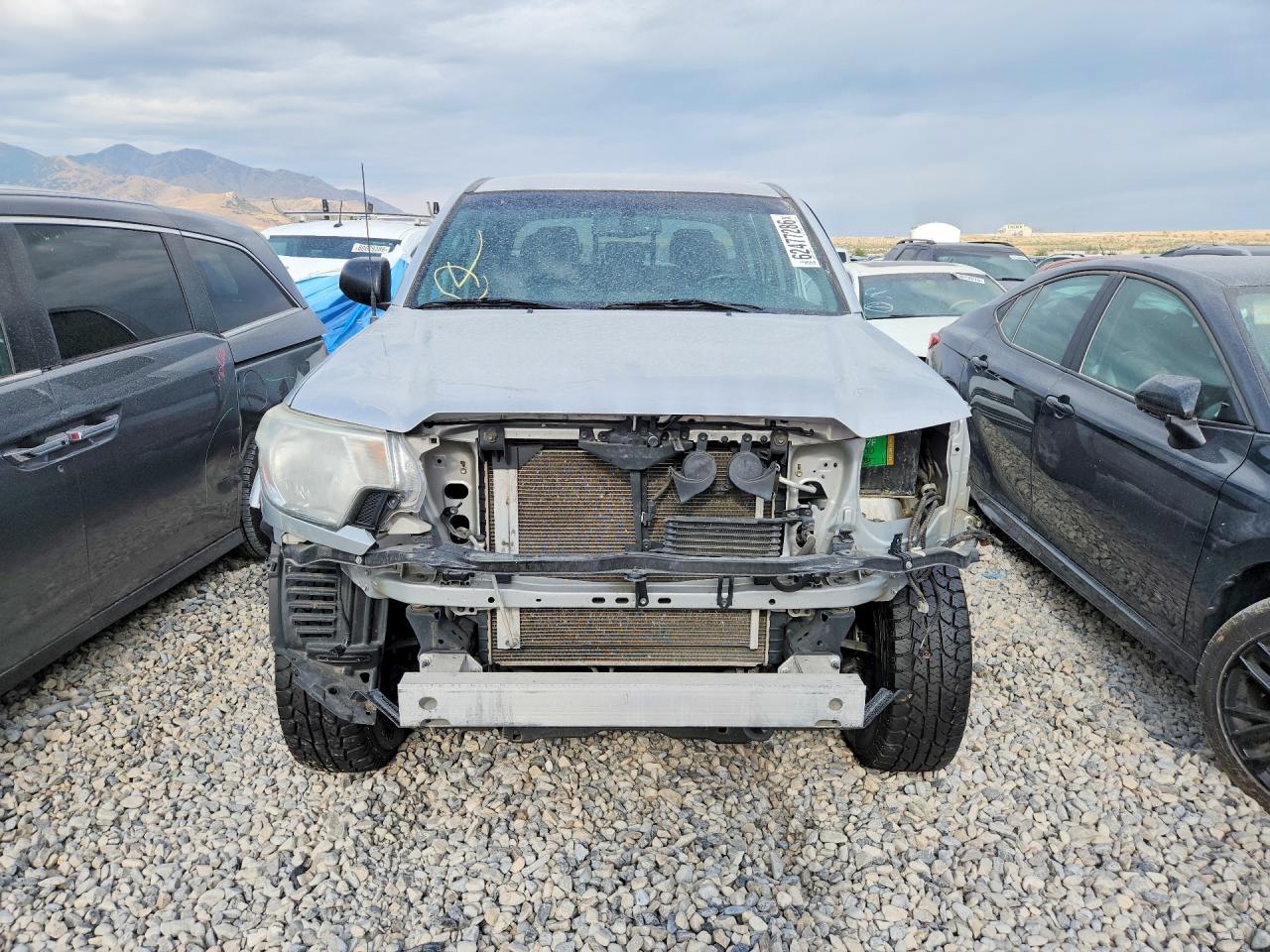 2013 Toyota Tacoma V6 Silver vin: 3TMLU4EN3DM129141